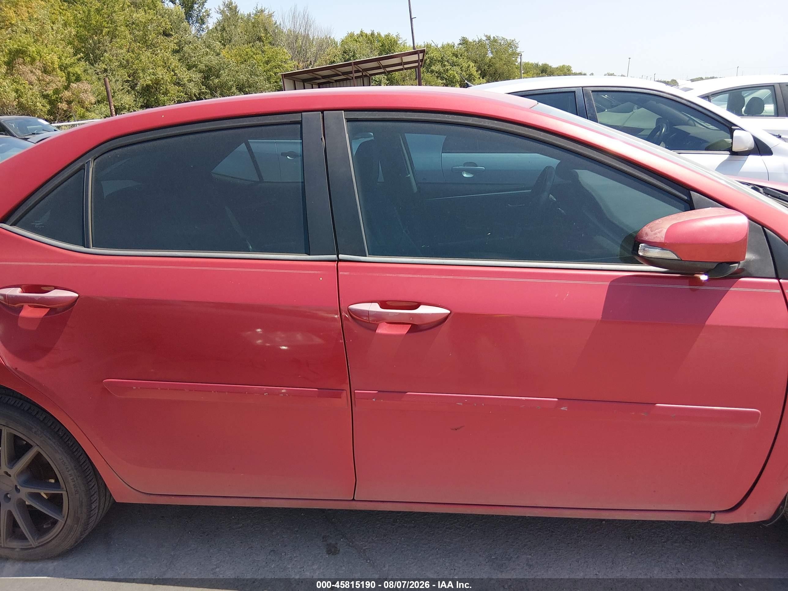 2014 Toyota Corolla S Plus Red vin: 5YFBURHEXEP050659