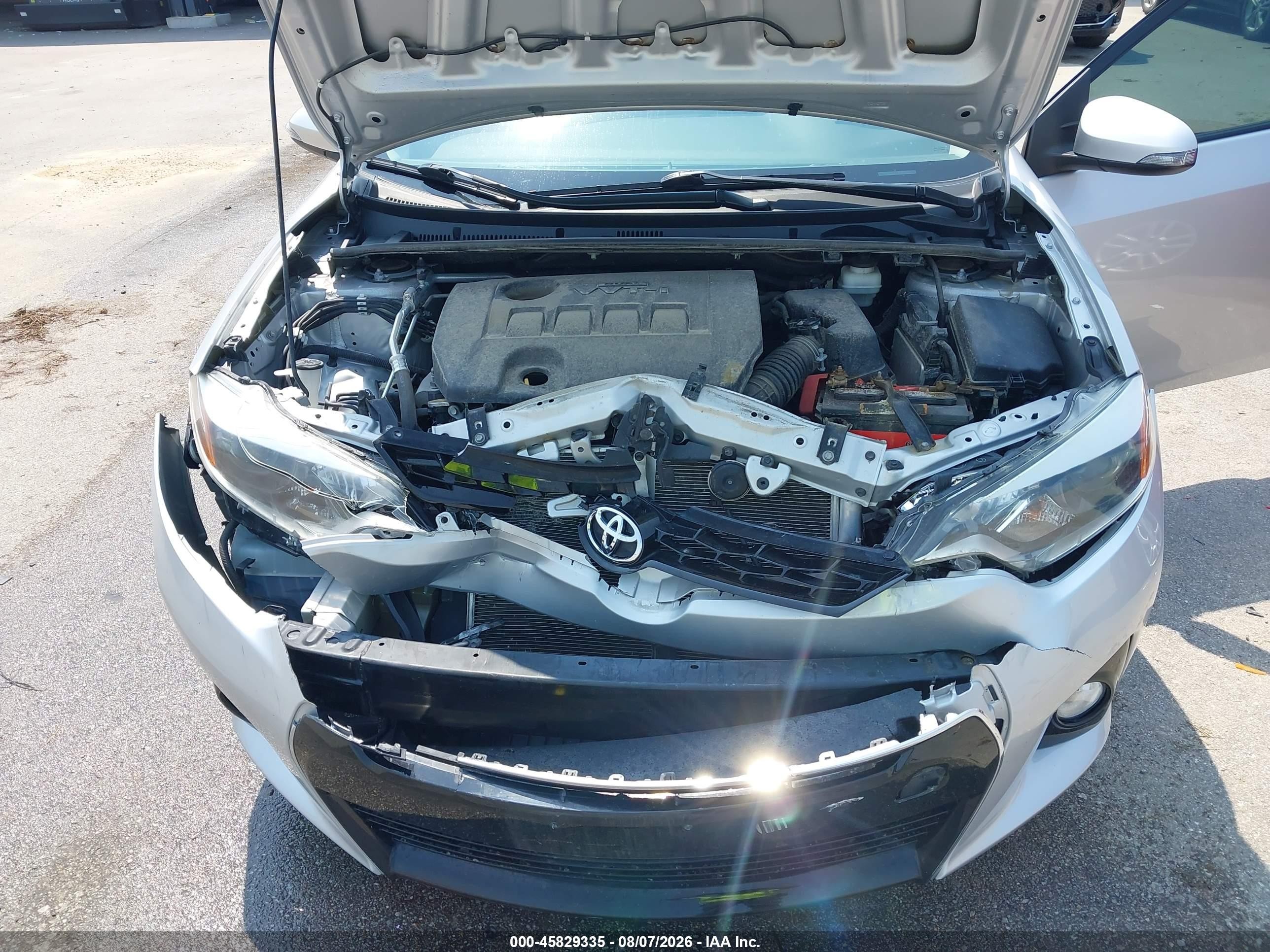 2014 Toyota Corolla S Premium Серебряный vin: 5YFBURHEXEP051701