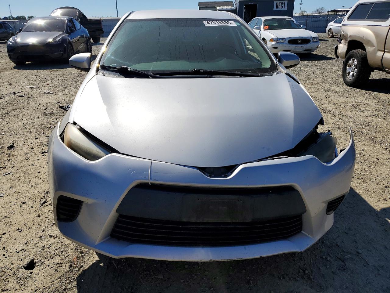 2014 Toyota Corolla Le Silver vin: 5YFBURHEXEP053612