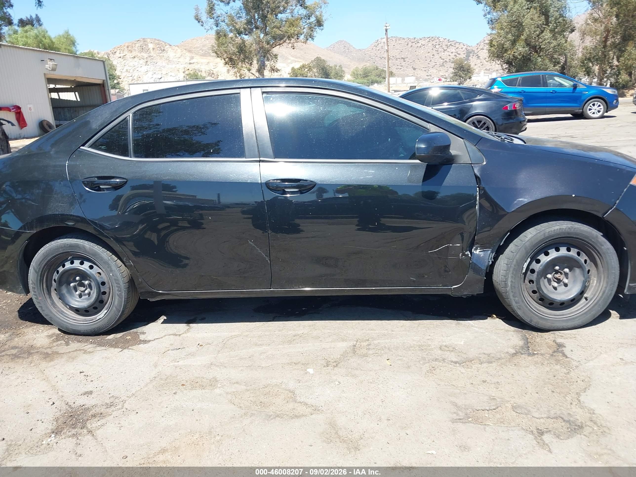 2014 Toyota Corolla Le Black vin: 5YFBURHEXEP061368