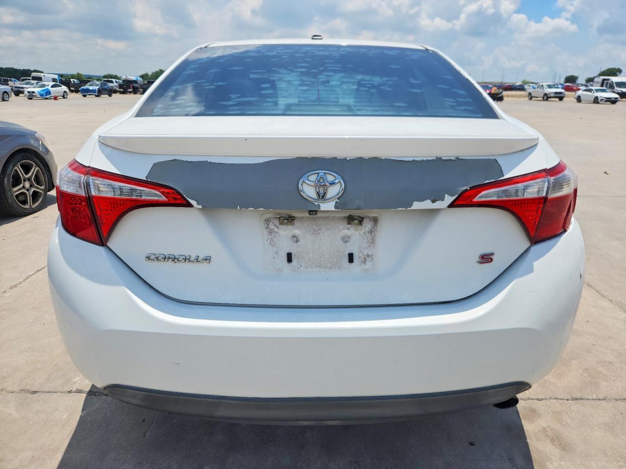 2014 Toyota Corolla S Plus White vin: 5YFBURHEXEP067929