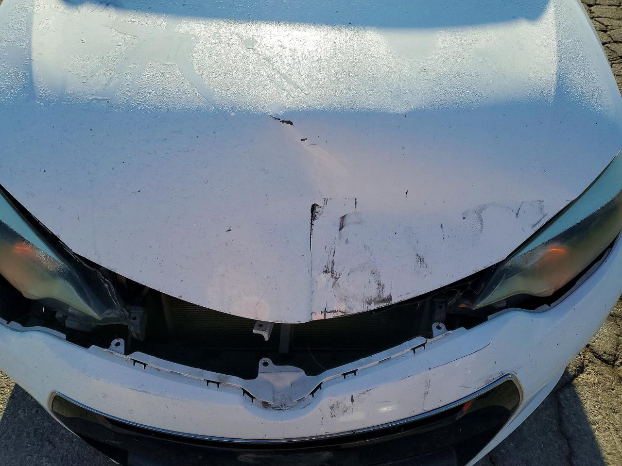 2014 Toyota Corolla S Plus Белый vin: 5YFBURHEXEP070832