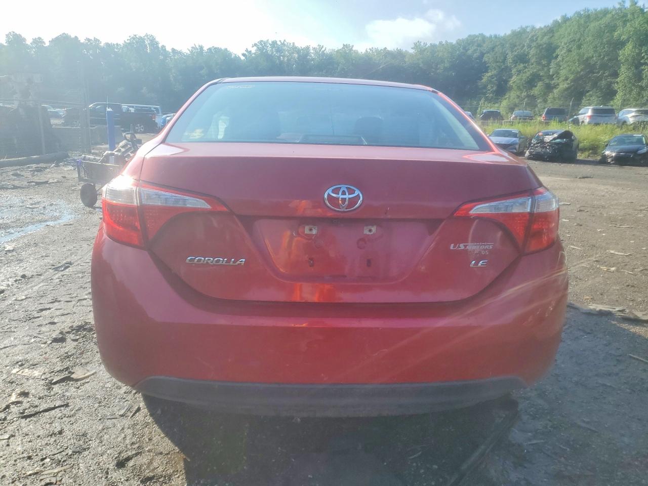 2014 Toyota Corolla L Red vin: 5YFBURHEXEP072807