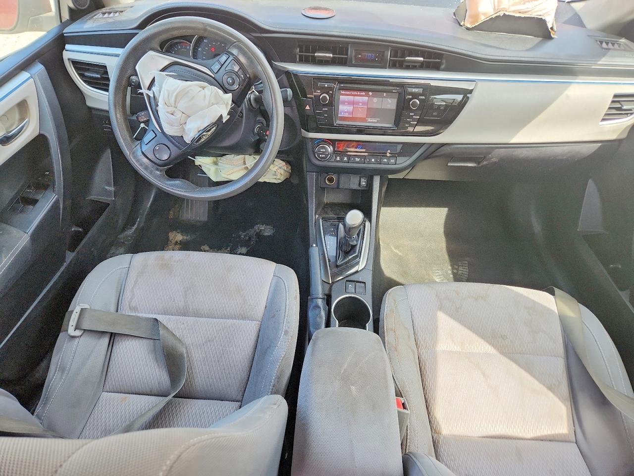 2014 Toyota Corolla Le Red vin: 5YFBURHEXEP092068