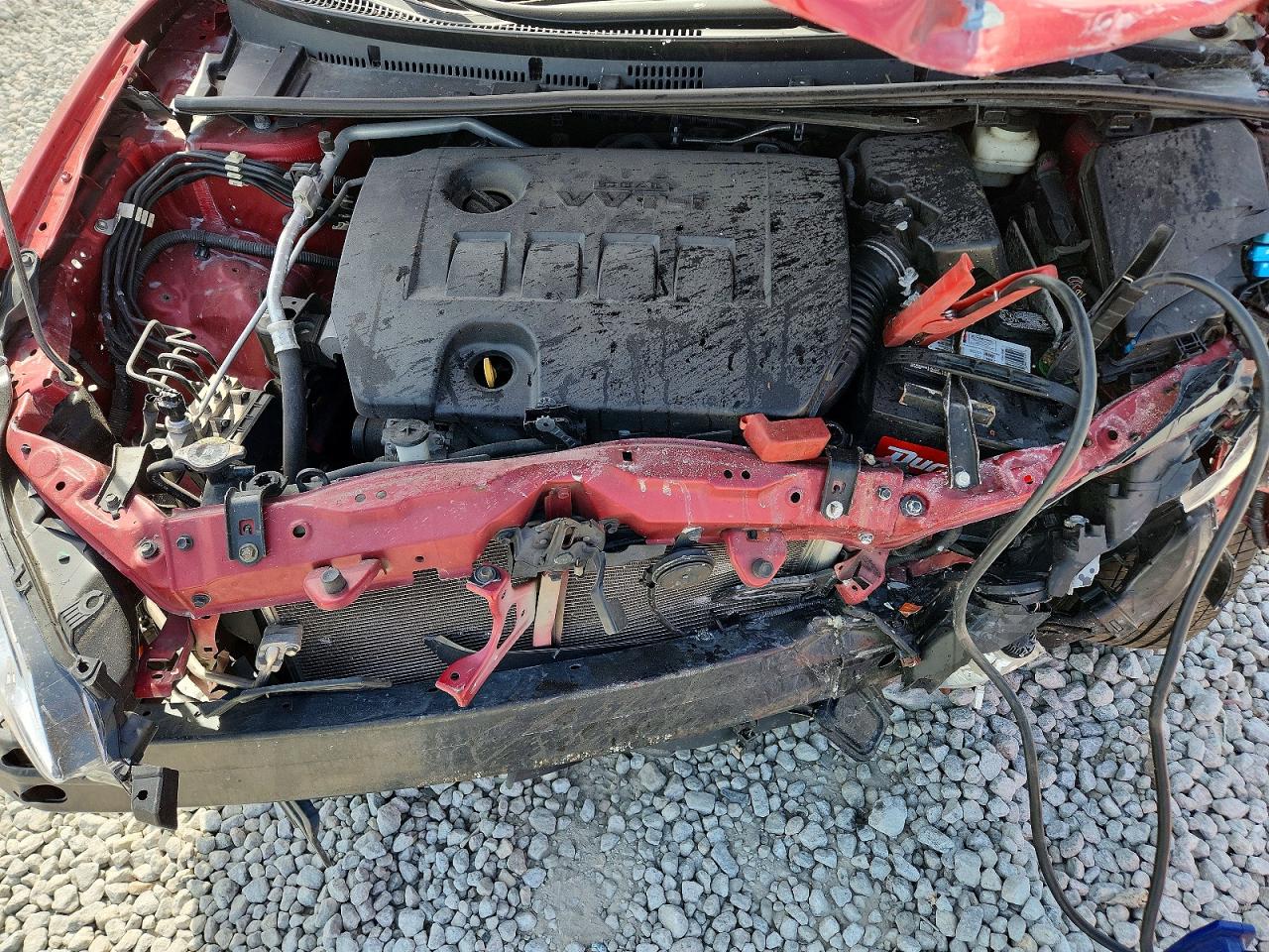 2014 Toyota Corolla Le Red vin: 5YFBURHEXEP092068
