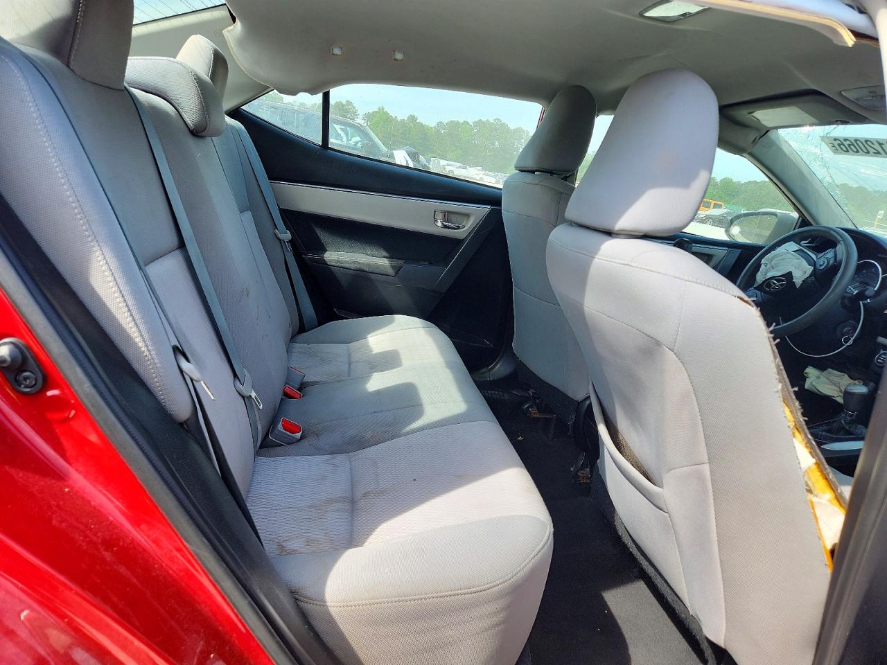 2014 Toyota Corolla Le Red vin: 5YFBURHEXEP092068