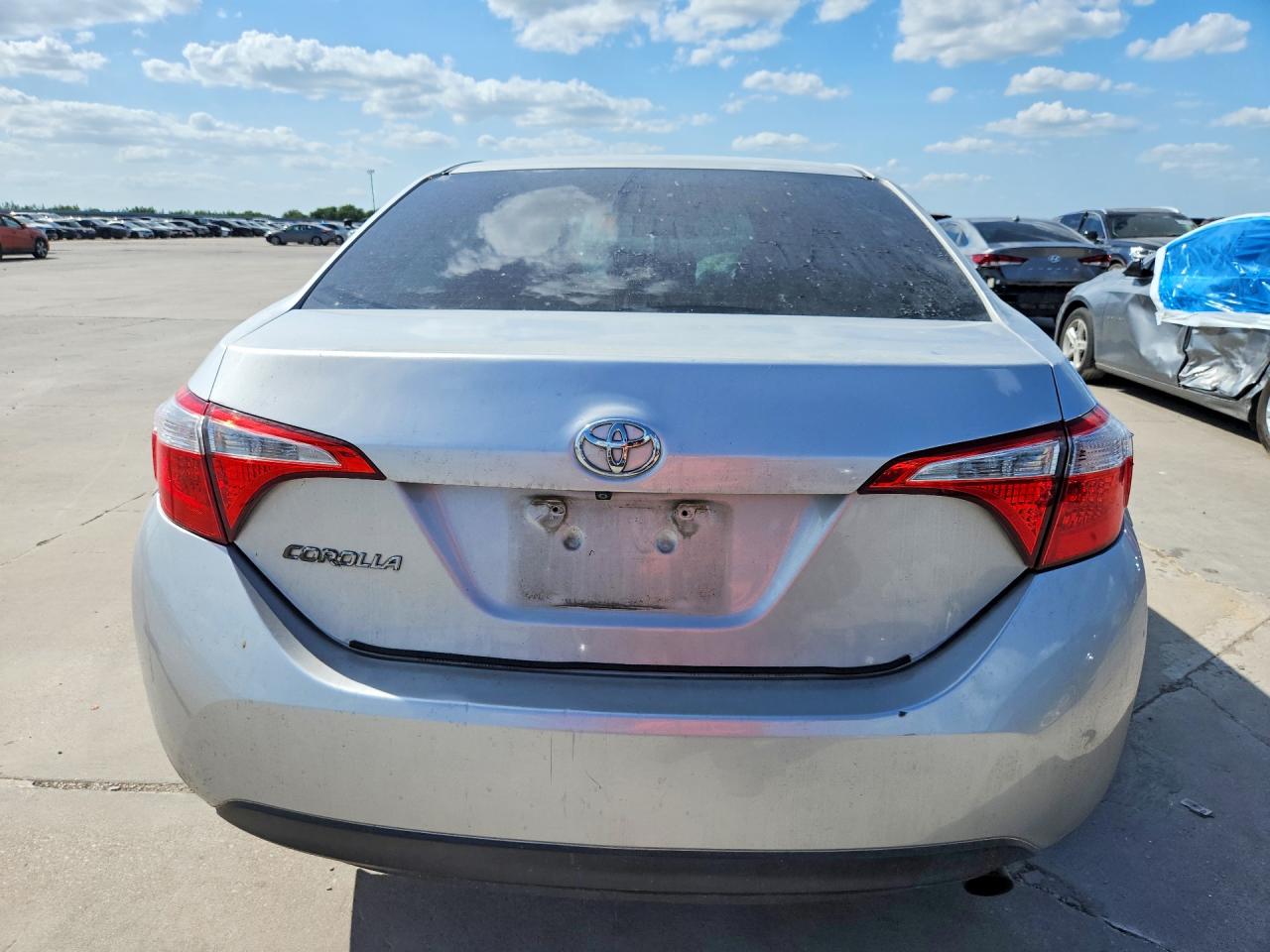 2014 Toyota Corolla Le Серебряный vin: 5YFBURHEXEP099280