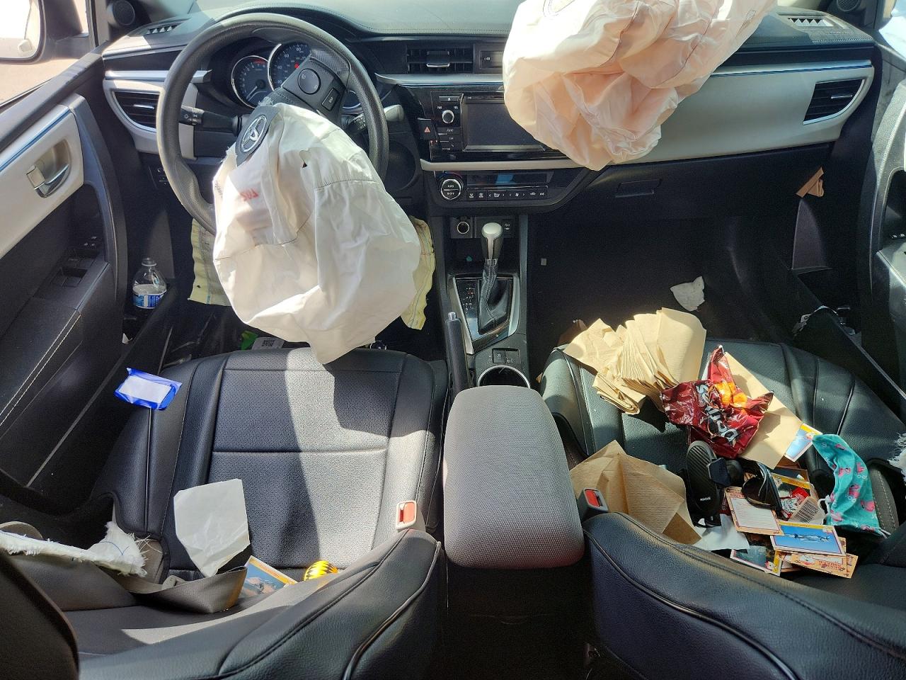 2014 Toyota Corolla Le Серебряный vin: 5YFBURHEXEP099280