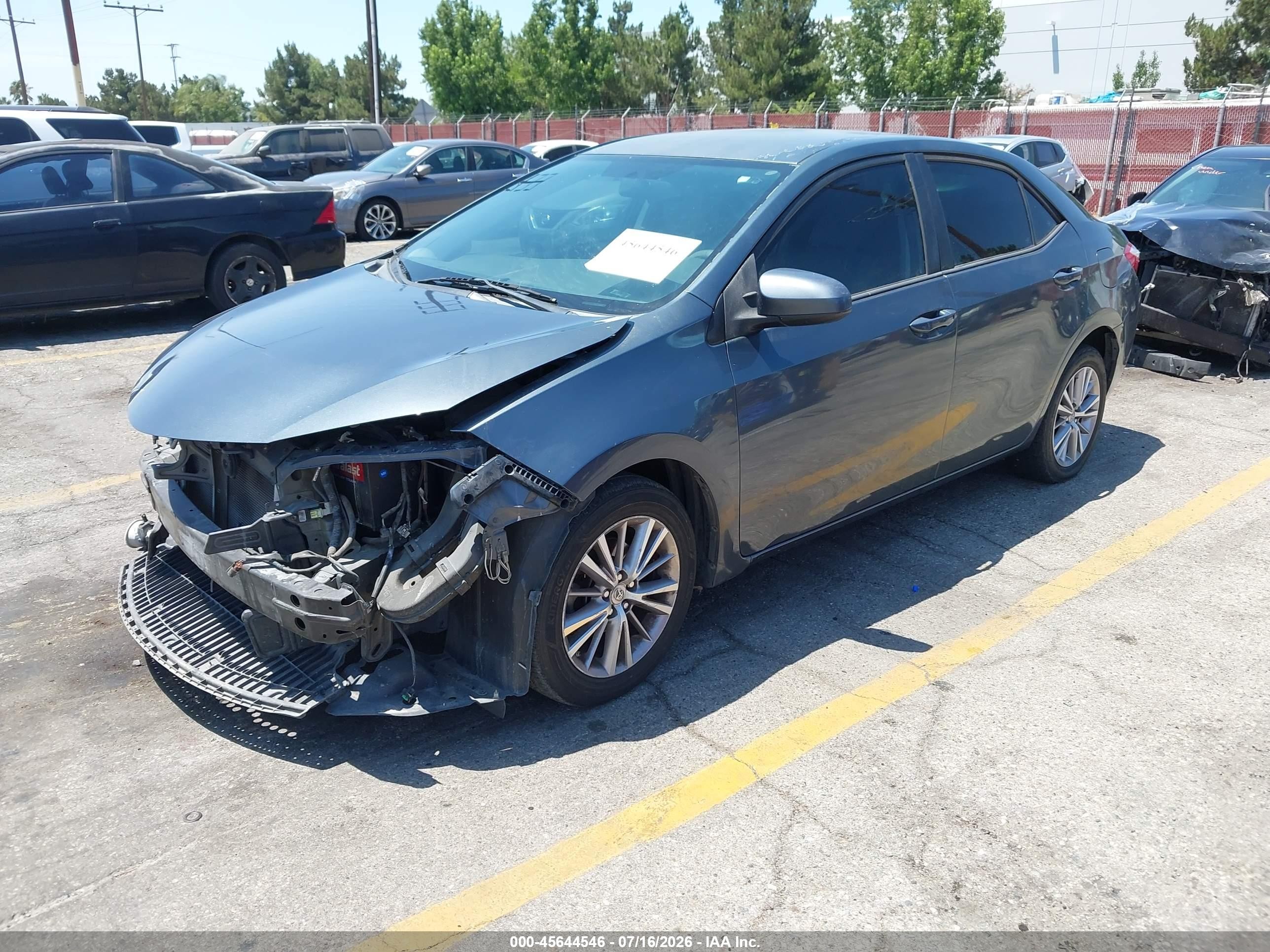 2014 Toyota Corolla Le Plus Green vin: 5YFBURHEXEP099554