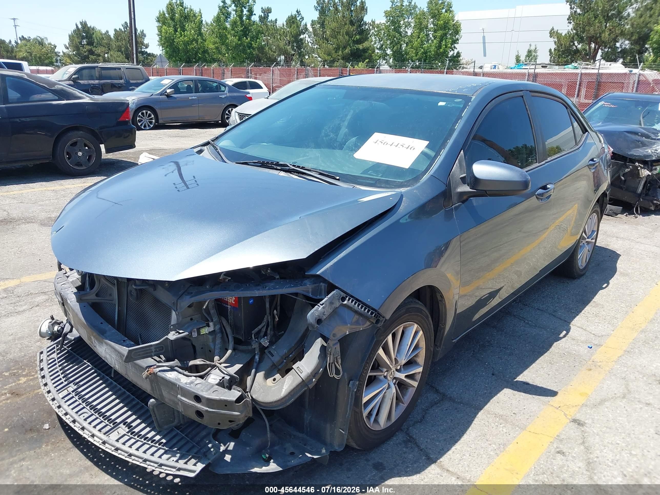 2014 Toyota Corolla Le Plus Green vin: 5YFBURHEXEP099554