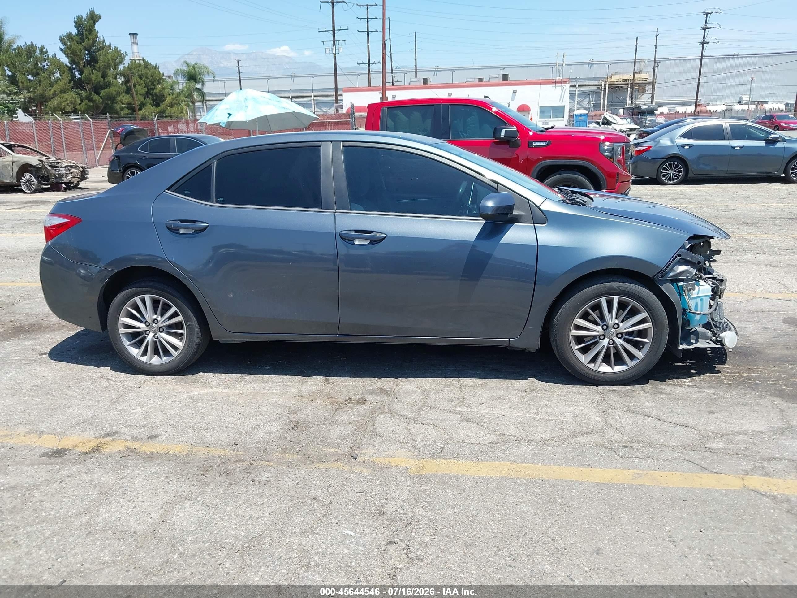 2014 Toyota Corolla Le Plus Green vin: 5YFBURHEXEP099554