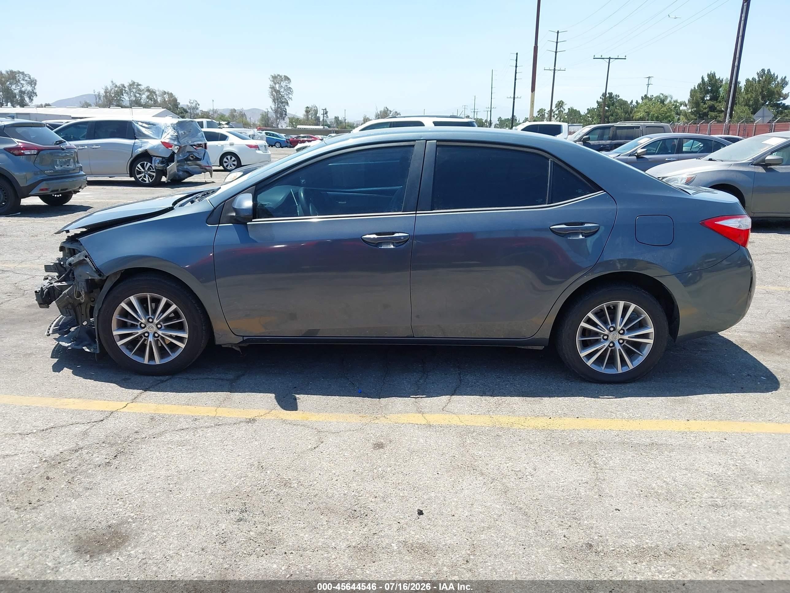2014 Toyota Corolla Le Plus Green vin: 5YFBURHEXEP099554