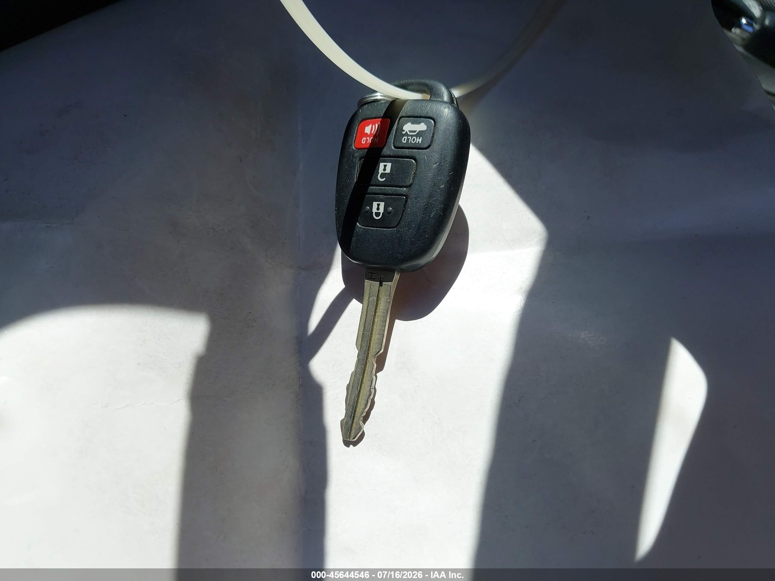 2014 Toyota Corolla Le Plus Green vin: 5YFBURHEXEP099554