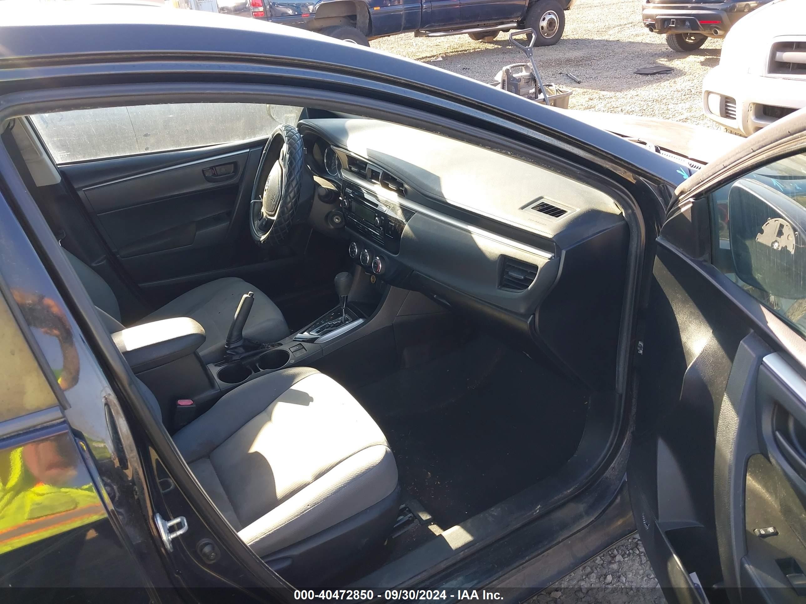 2014 Toyota Corolla L Black vin: 5YFBURHEXEP113940