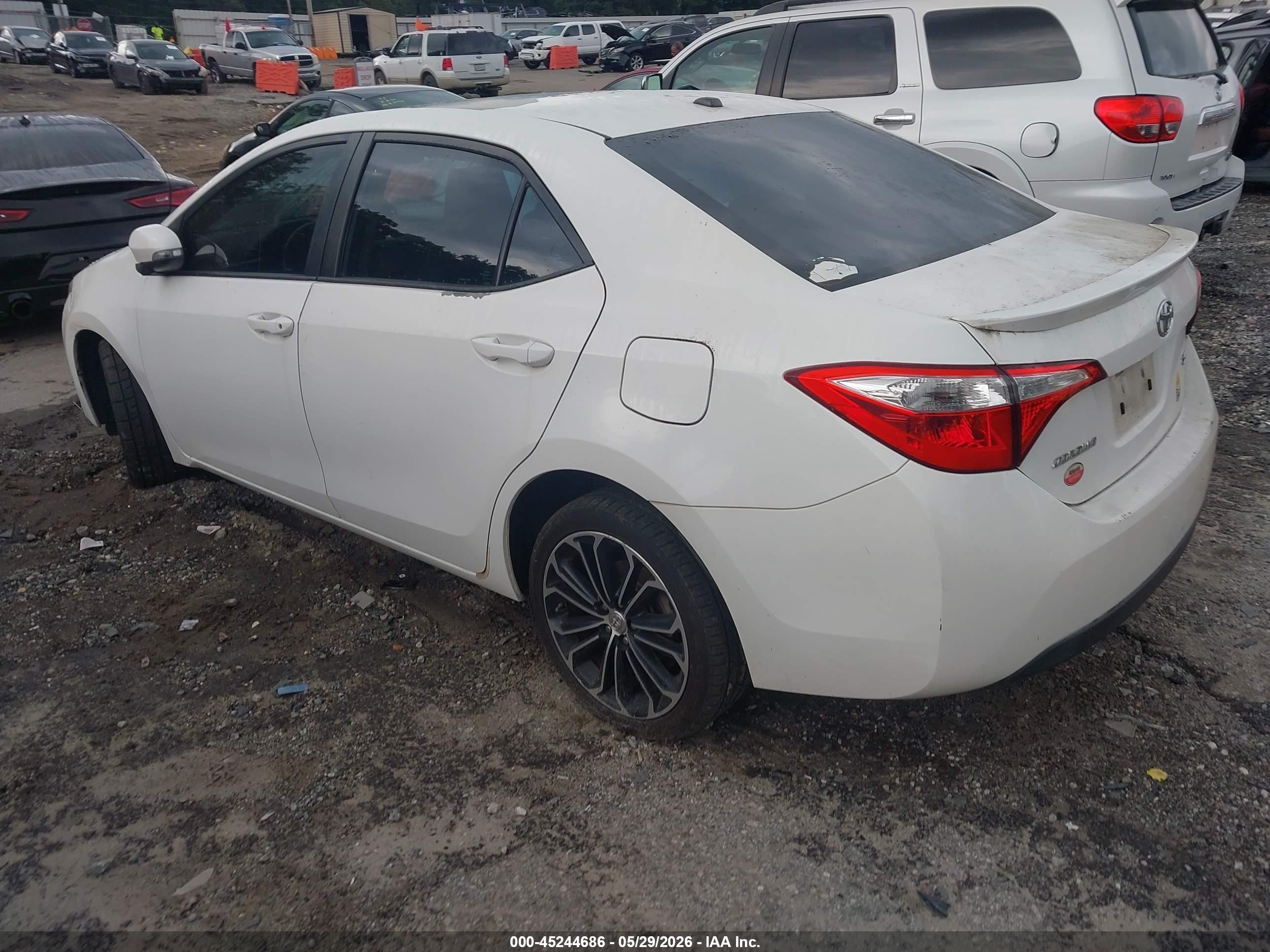 2014 Toyota Corolla S Plus White vin: 5YFBURHEXEP122704