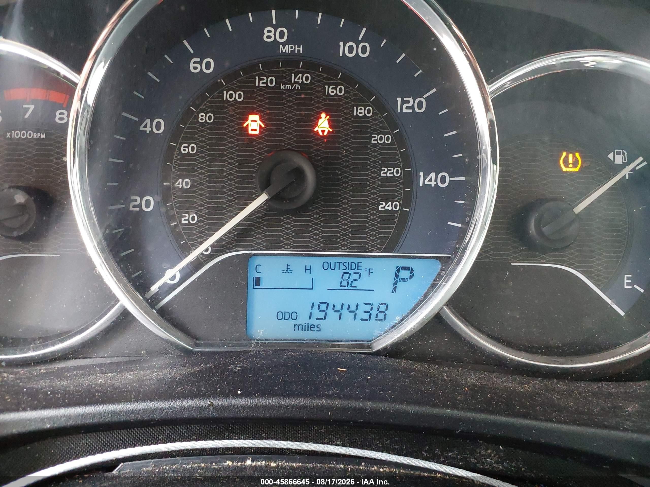 2014 Toyota Corolla Le Green vin: 5YFBURHEXEP125974