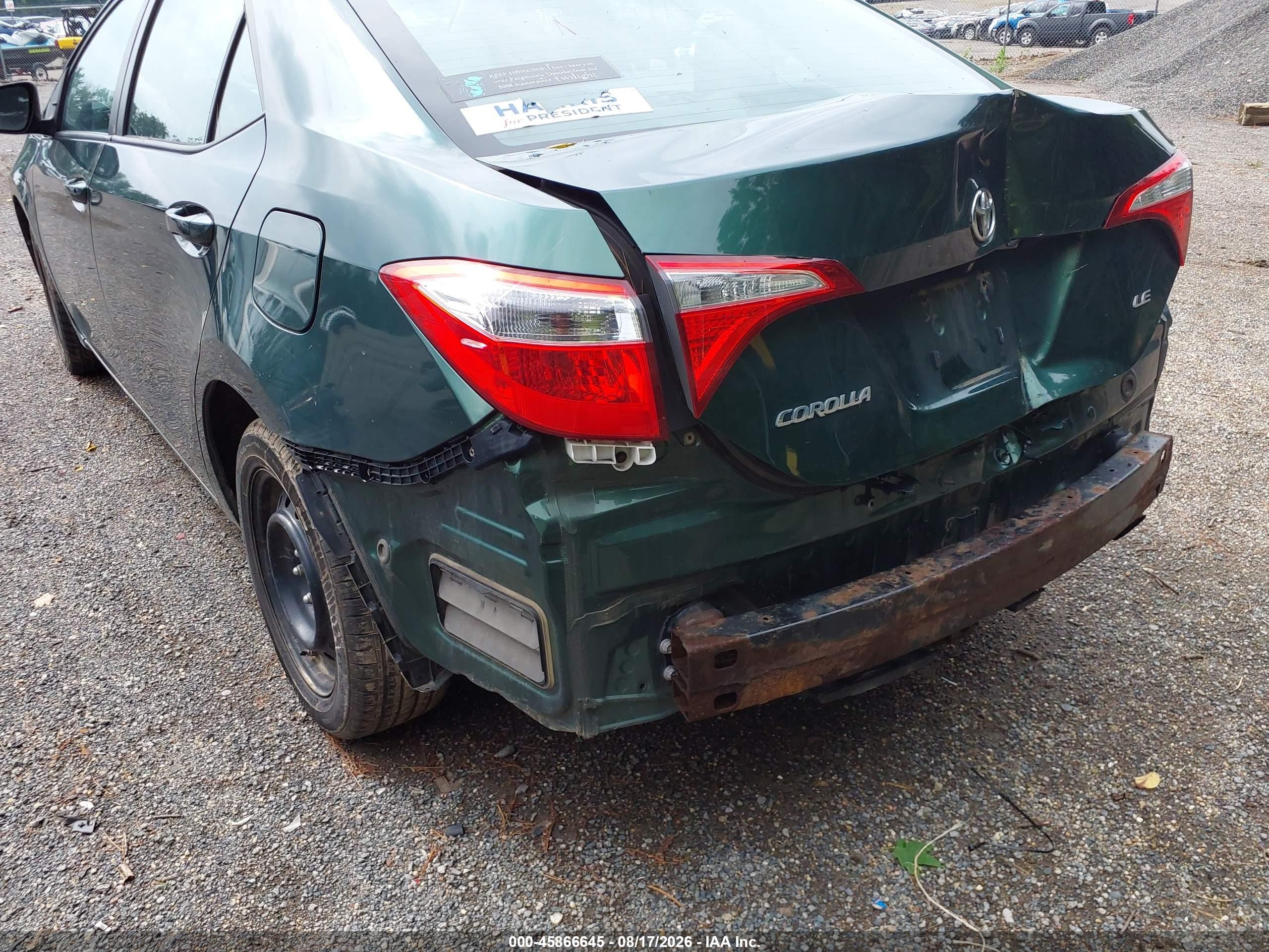 2014 Toyota Corolla Le Green vin: 5YFBURHEXEP125974