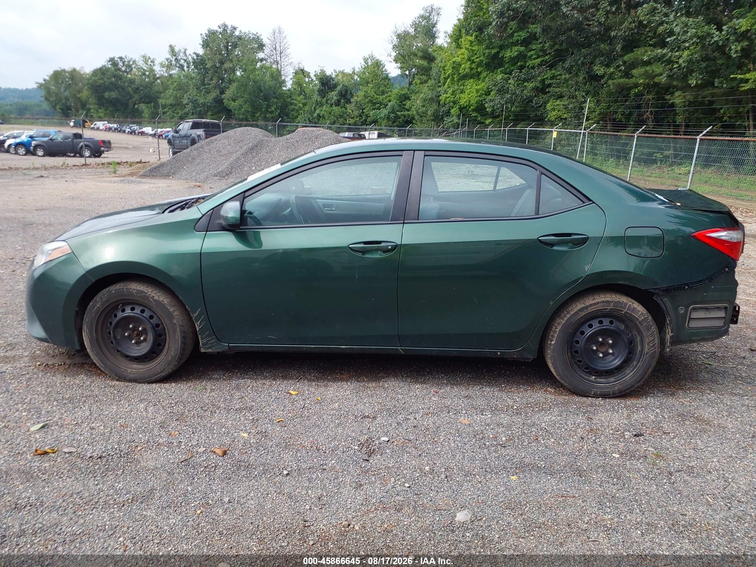 2014 Toyota Corolla Le Green vin: 5YFBURHEXEP125974