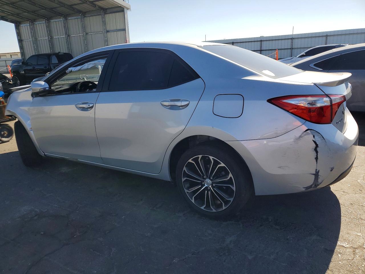 2014 Toyota Corolla S Plus Silver vin: 5YFBURHEXEP130432