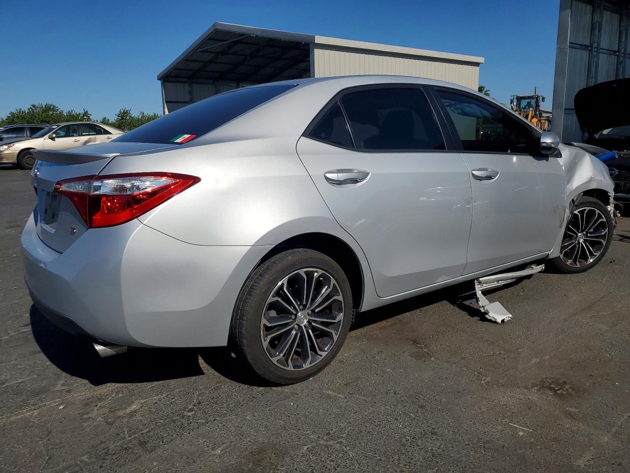 2014 Toyota Corolla S Plus Silver vin: 5YFBURHEXEP130432