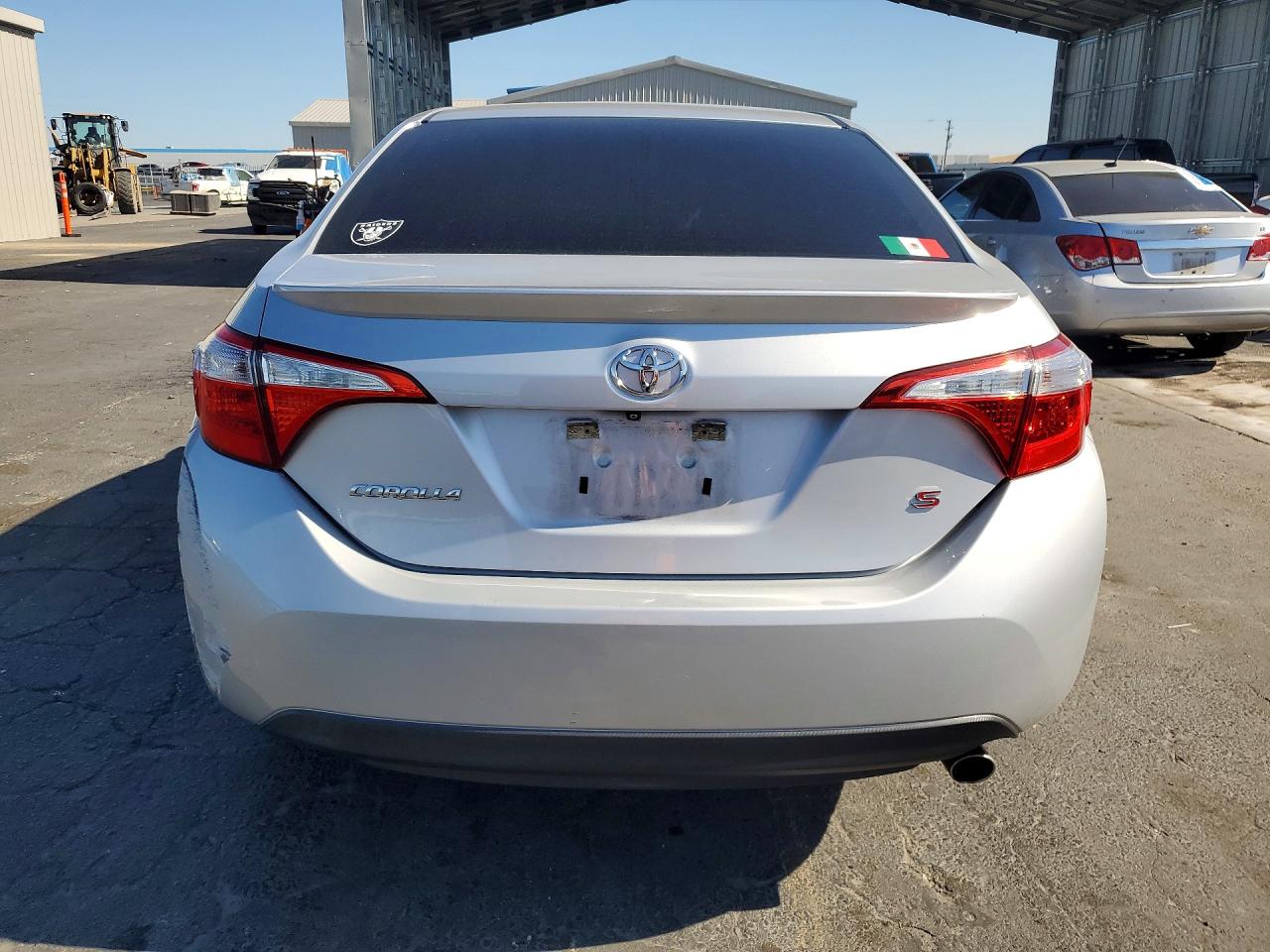 2014 Toyota Corolla S Plus Silver vin: 5YFBURHEXEP130432