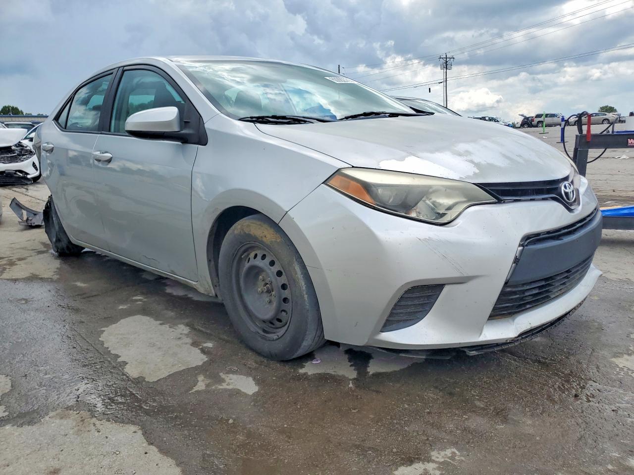 2014 Toyota Corolla L Silver vin: 5YFBURHEXEP134321