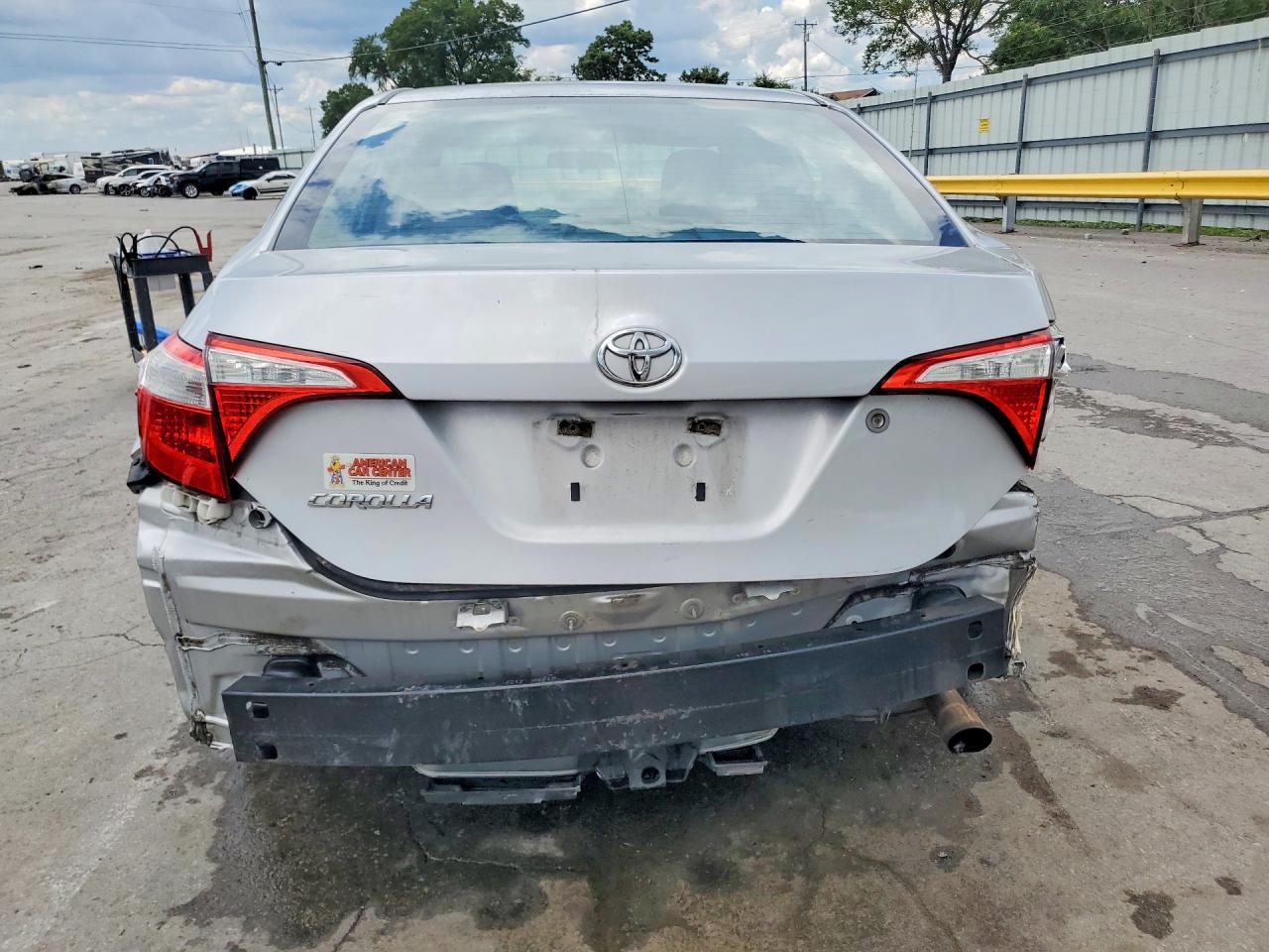 2014 Toyota Corolla L Silver vin: 5YFBURHEXEP134321