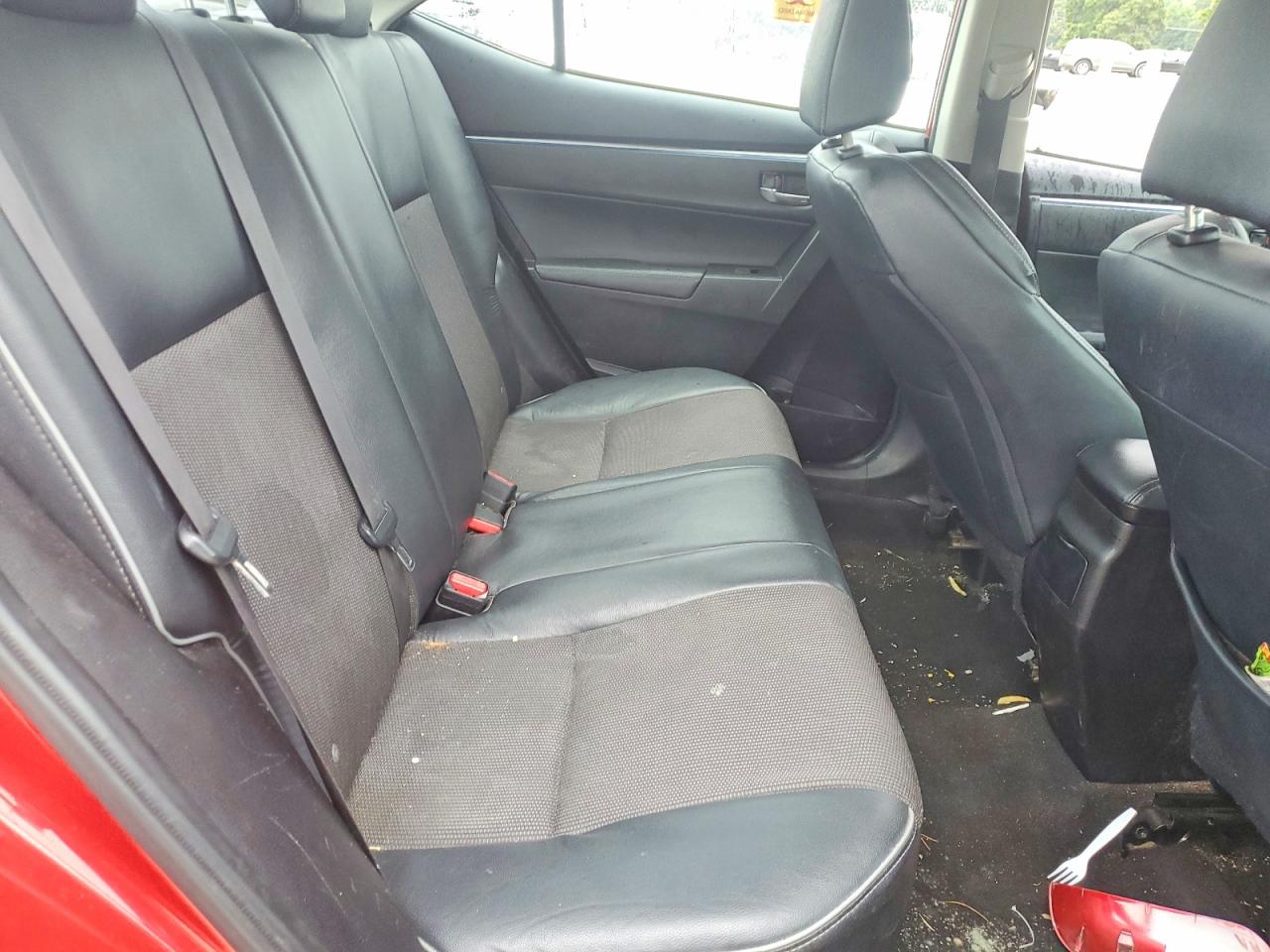 2014 Toyota Corolla S Red vin: 5YFBURHEXEP134349