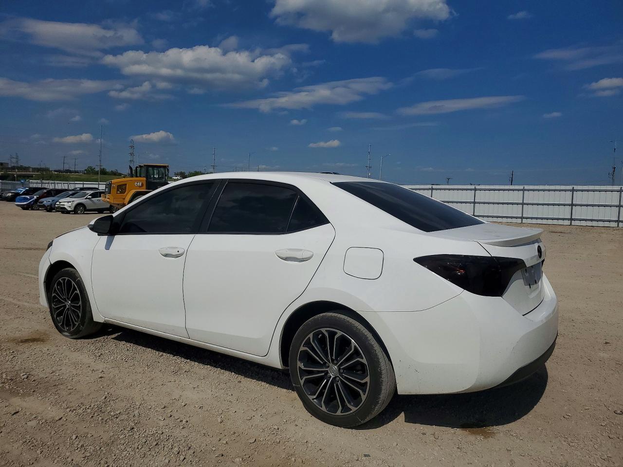 2014 Toyota Corolla S Plus White vin: 5YFBURHEXEP147375