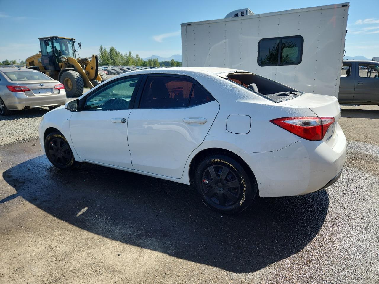 2014 Toyota Corolla L White vin: 5YFBURHEXEP152561 Damage: Left Front Door Moulding, Missing, Replacement Required