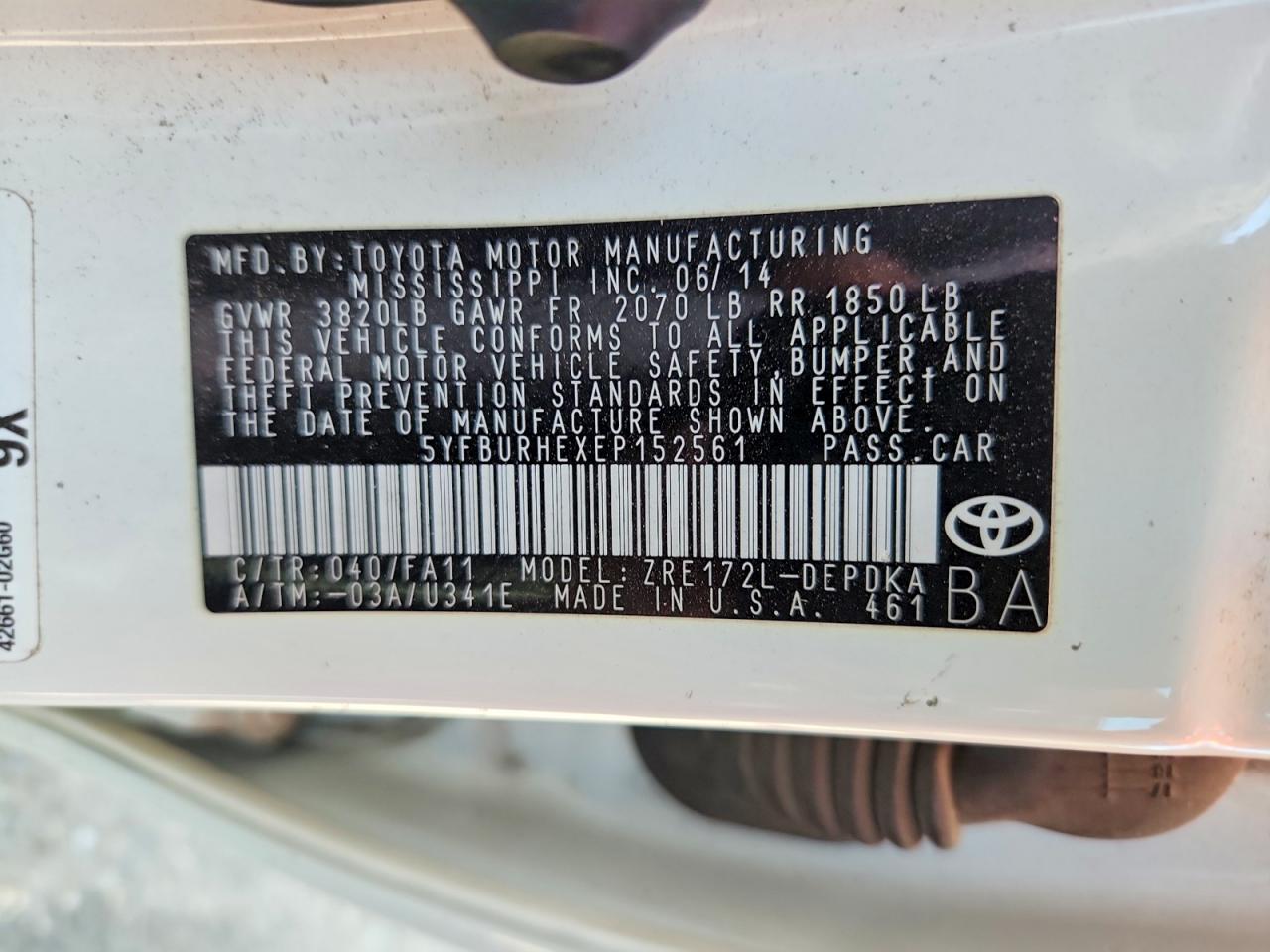 2014 Toyota Corolla L White vin: 5YFBURHEXEP152561