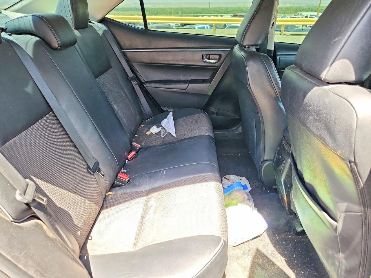 2014 Toyota Corolla S Plus Blue vin: 5YFBURHEXEP156724