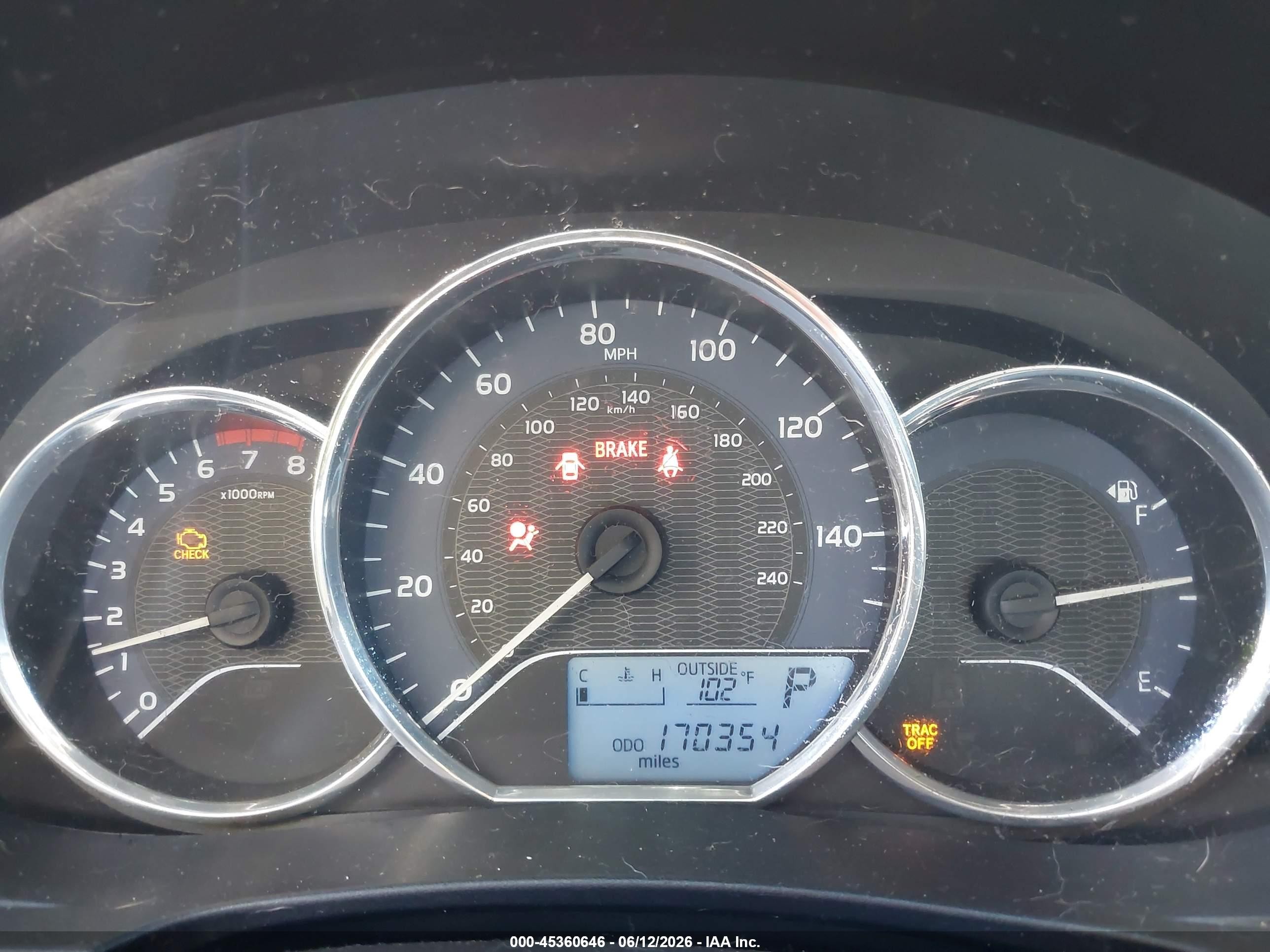 2014 Toyota Corolla Le Gray vin: 5YFBURHEXEP168324