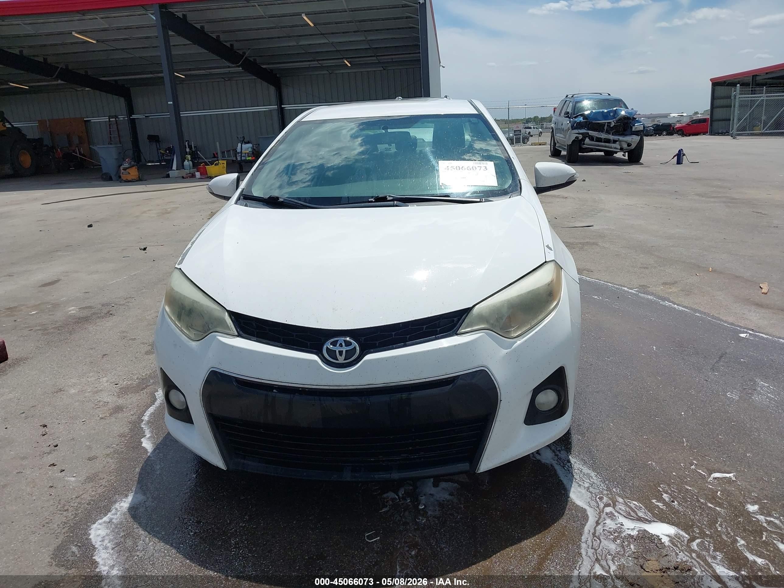 2014 Toyota Corolla S White vin: 5YFBURHEXEP176486