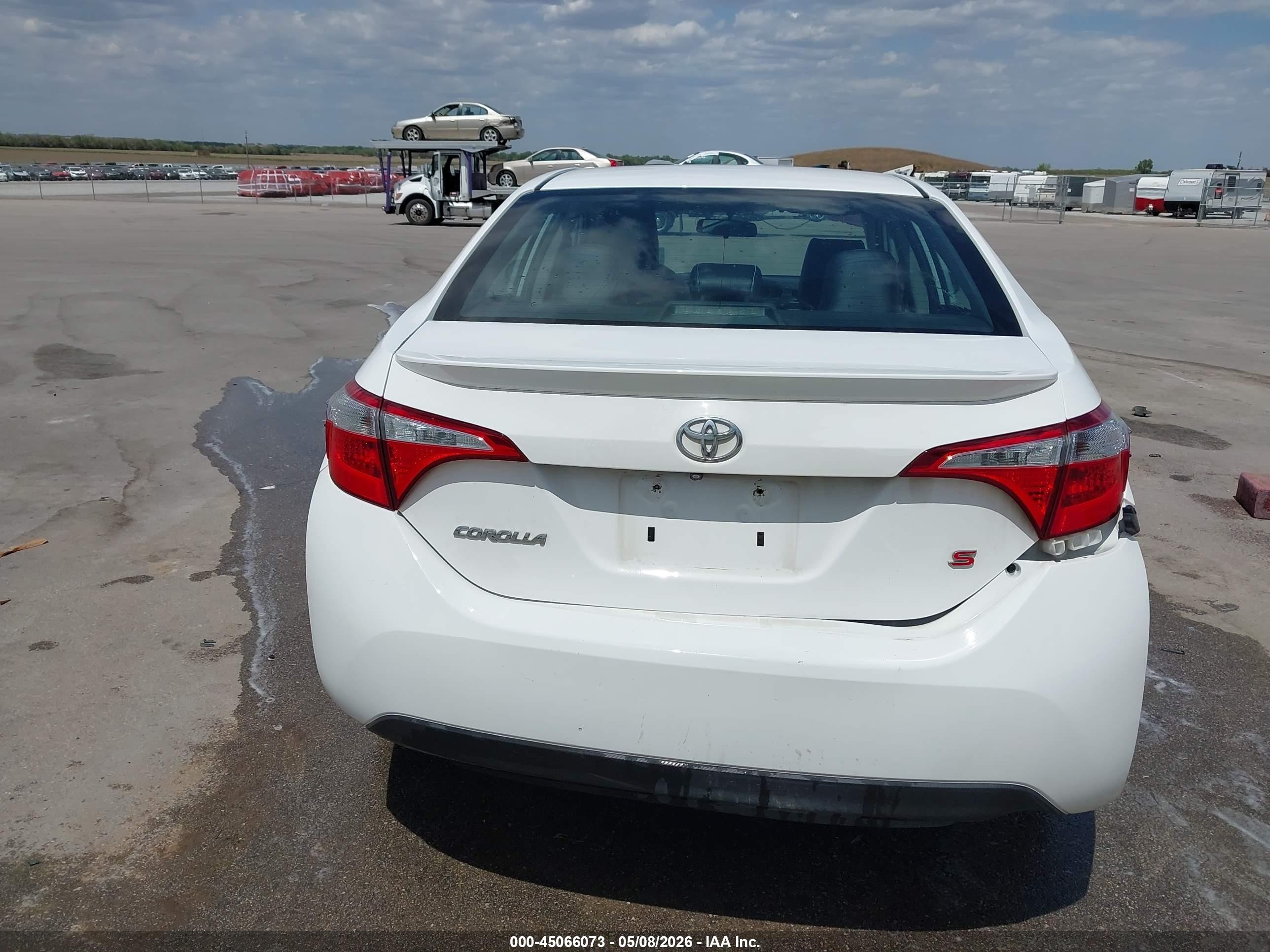 2014 Toyota Corolla S White vin: 5YFBURHEXEP176486
