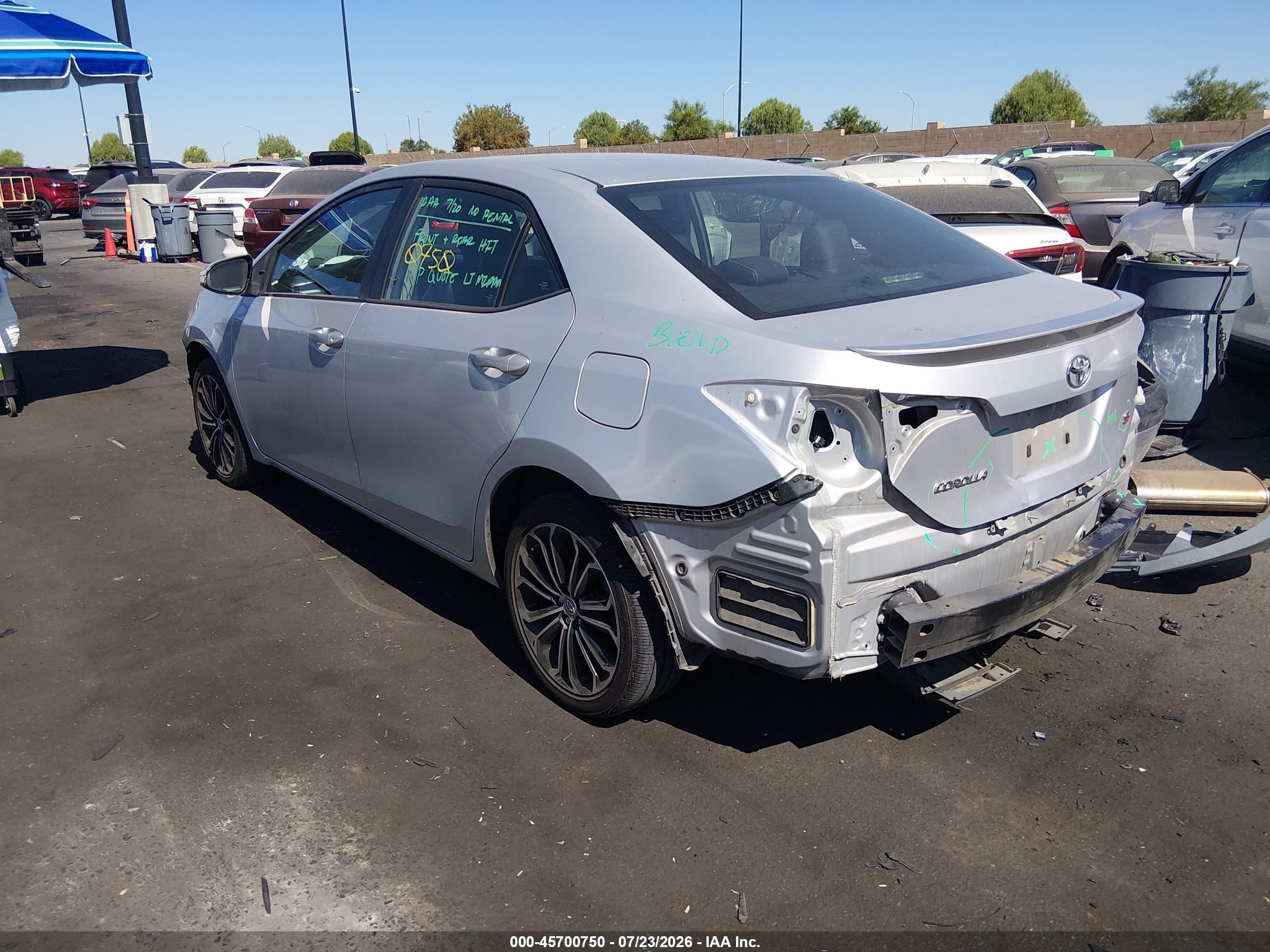 2015 Toyota Corolla S Plus Silver vin: 5YFBURHEXFP178479