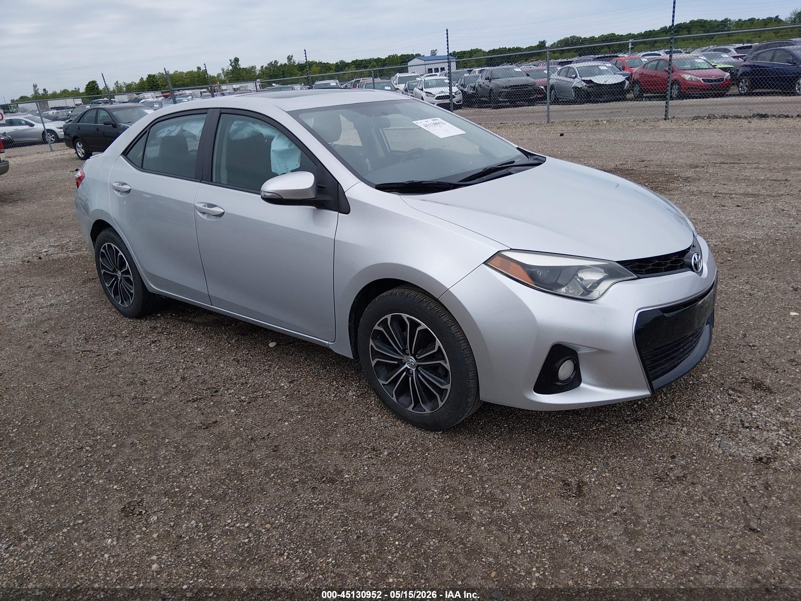 2015 Toyota Corolla S Plus Silver vin: 5YFBURHEXFP191152