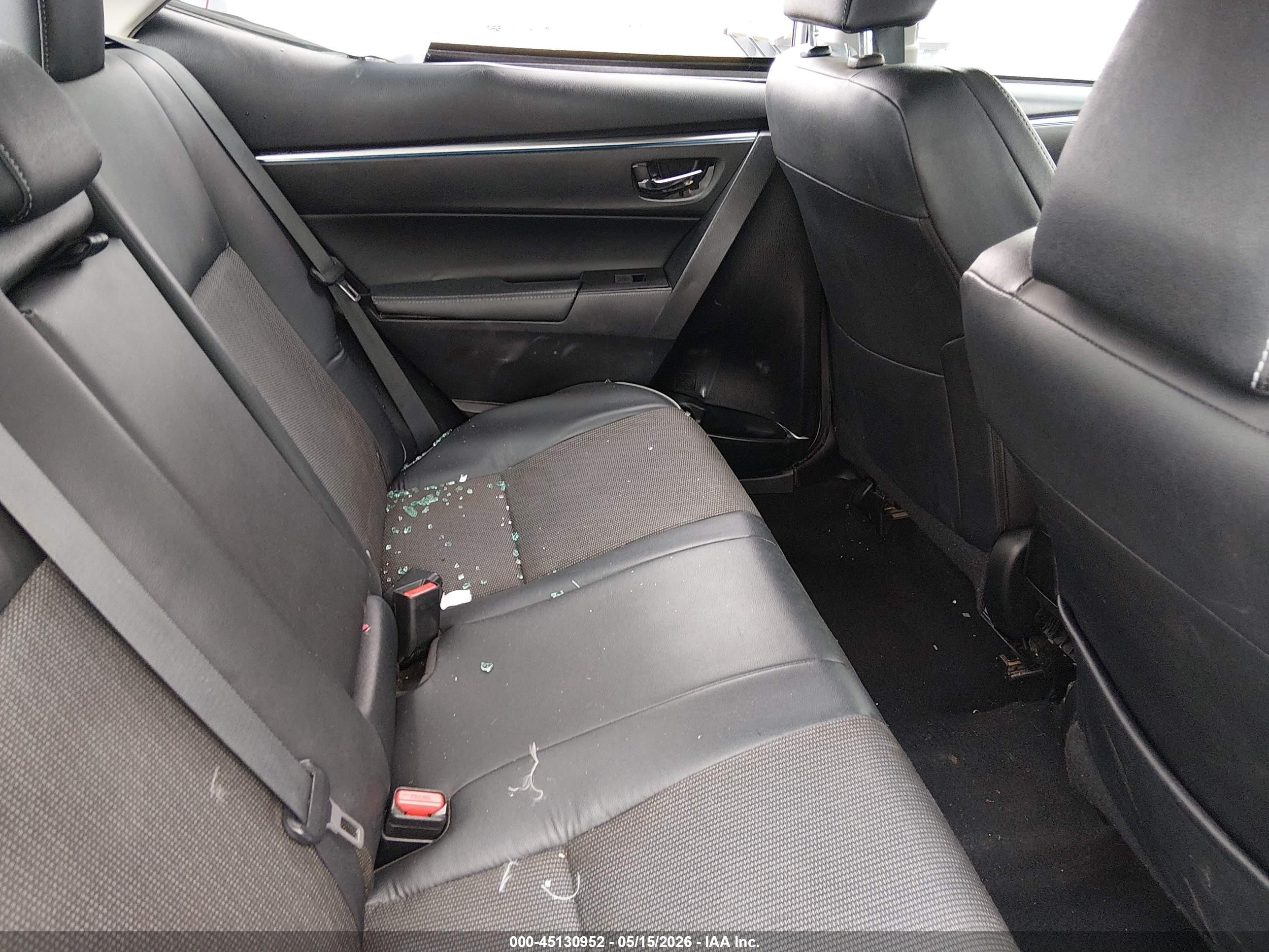 2015 Toyota Corolla S Plus Silver vin: 5YFBURHEXFP191152