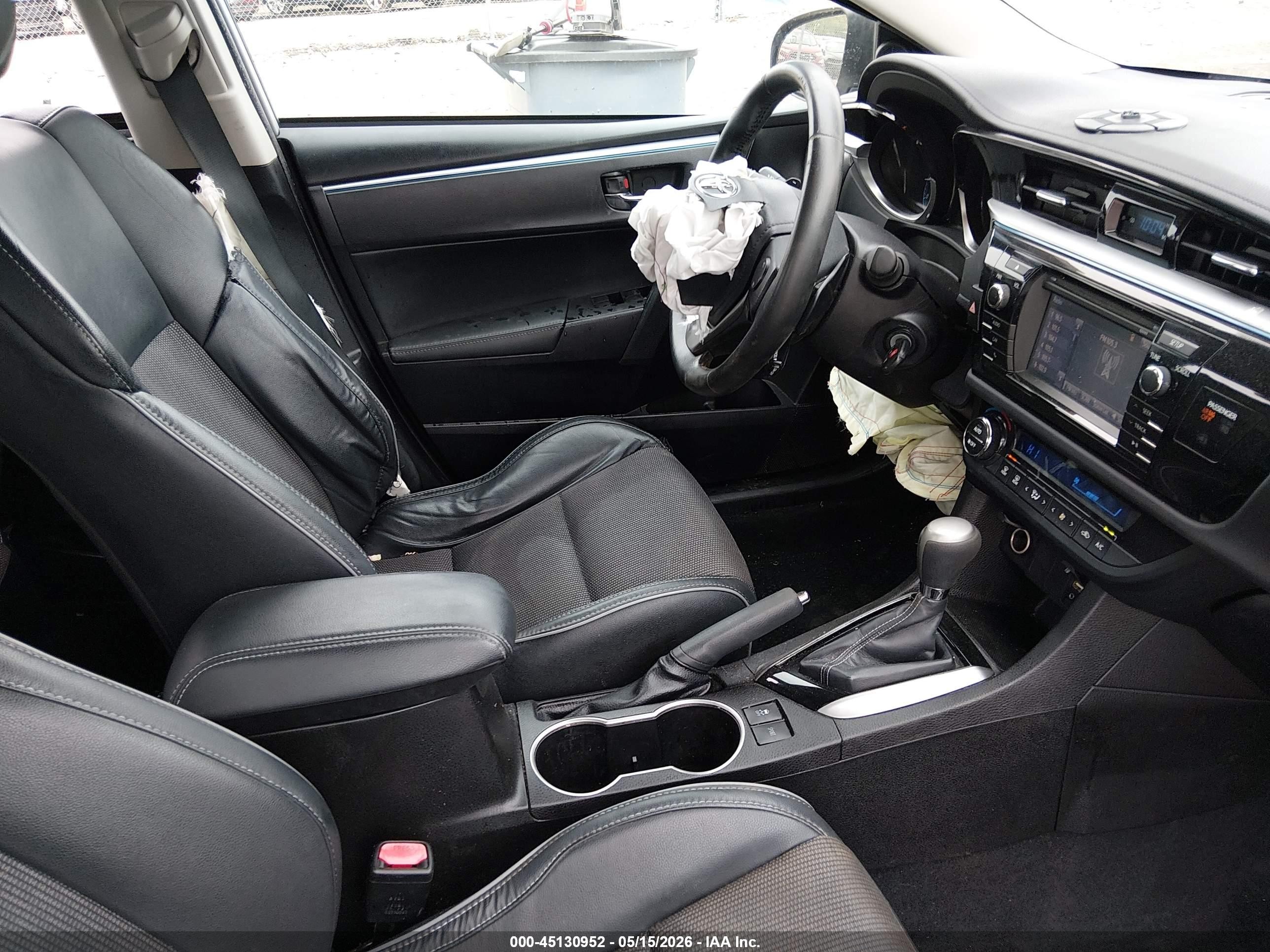 2015 Toyota Corolla S Plus Silver vin: 5YFBURHEXFP191152