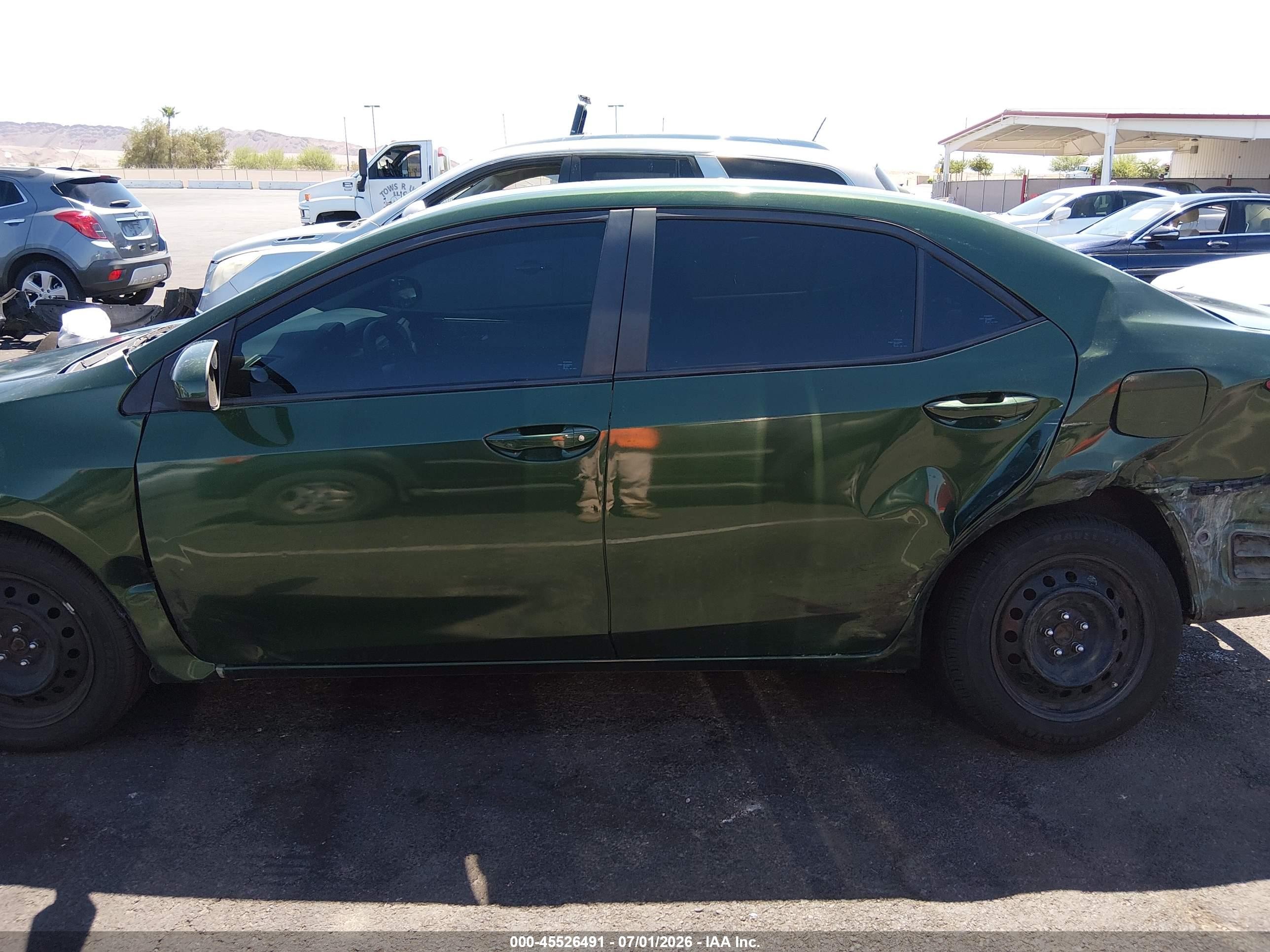 2015 Toyota Corolla Le Green vin: 5YFBURHEXFP193659