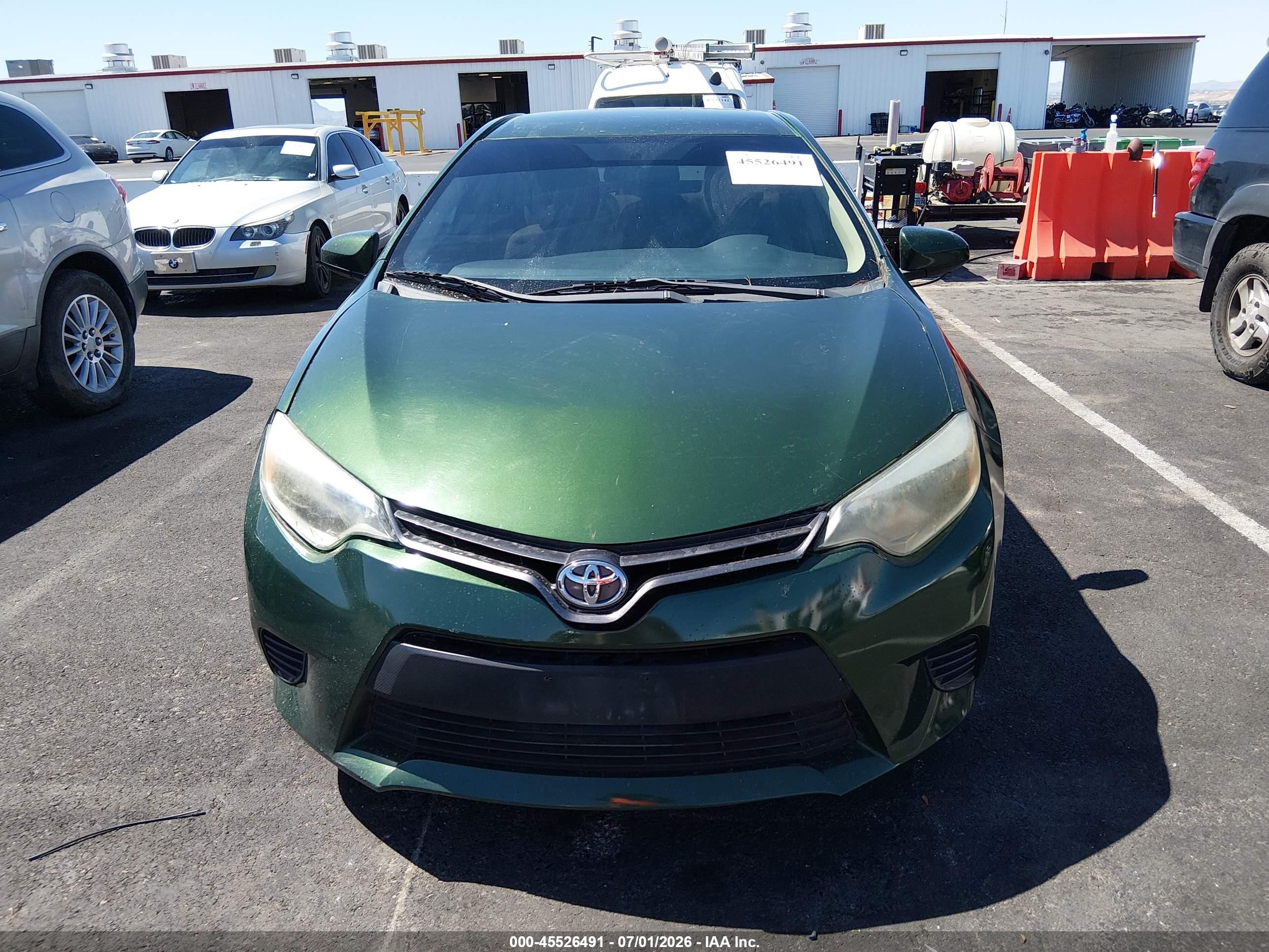 2015 Toyota Corolla Le Green vin: 5YFBURHEXFP193659