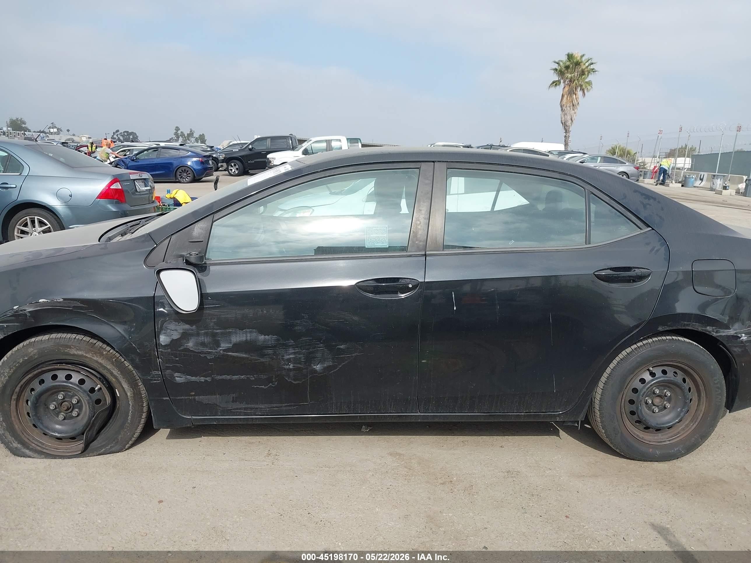 2015 Toyota Corolla L Black vin: 5YFBURHEXFP195041