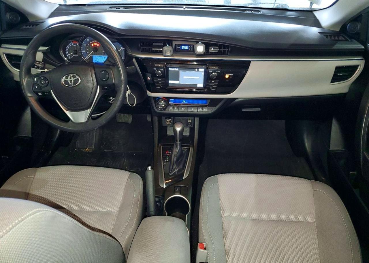 2015 Toyota Corolla L Серебряный vin: 5YFBURHEXFP198263