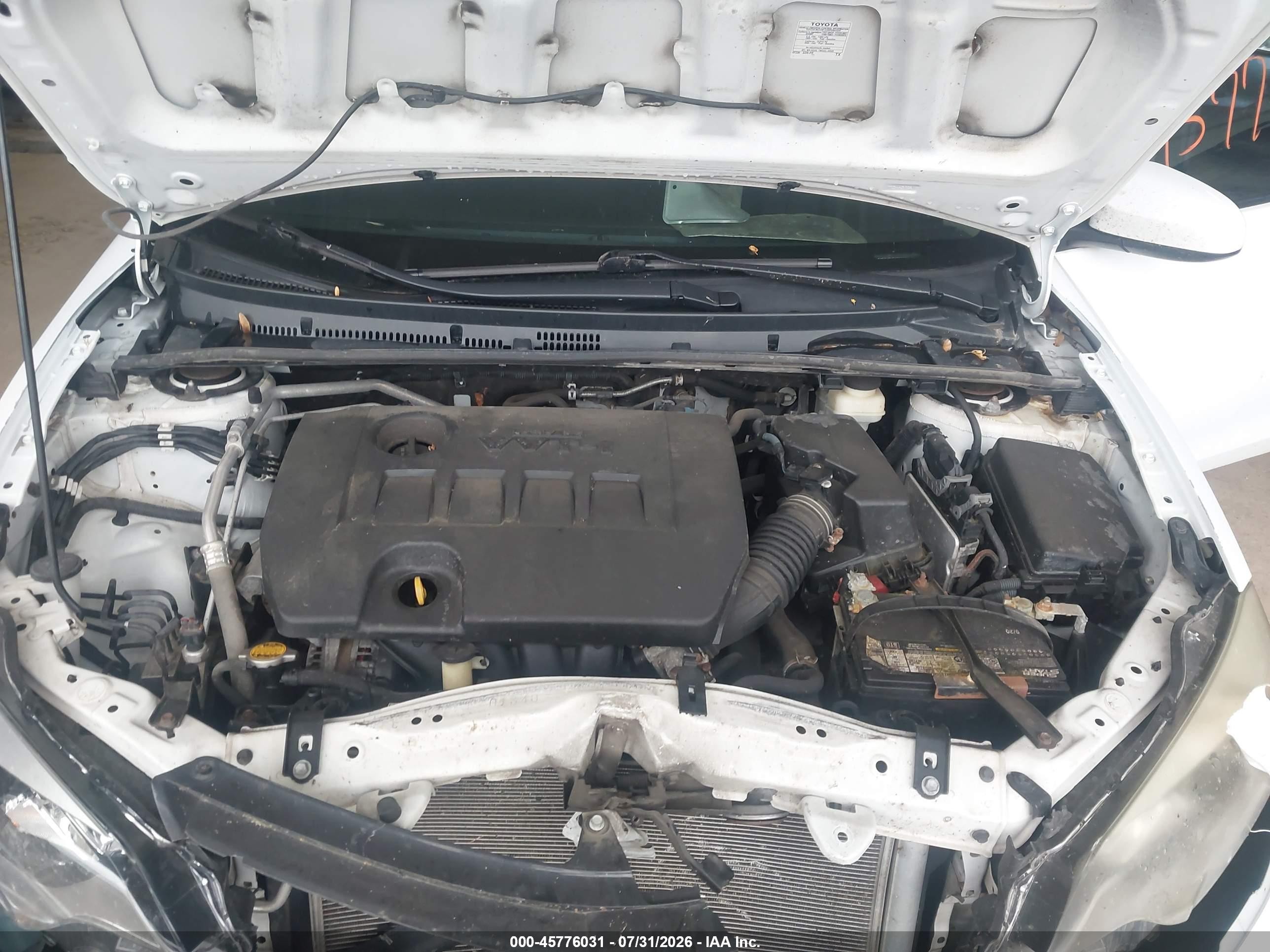 2015 Toyota Corolla Le Белый vin: 5YFBURHEXFP226885