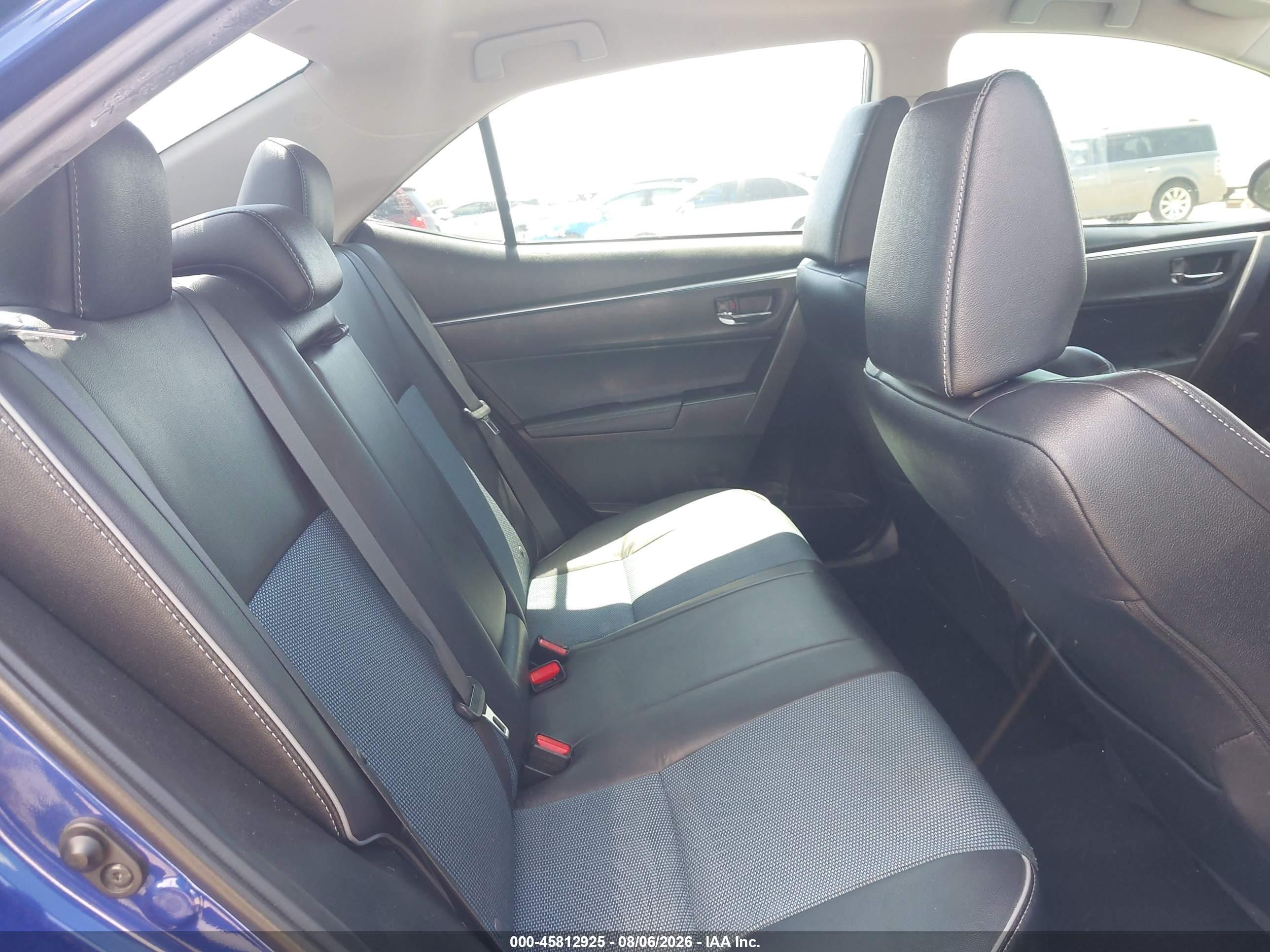 2015 Toyota Corolla S Plus Blue vin: 5YFBURHEXFP239216