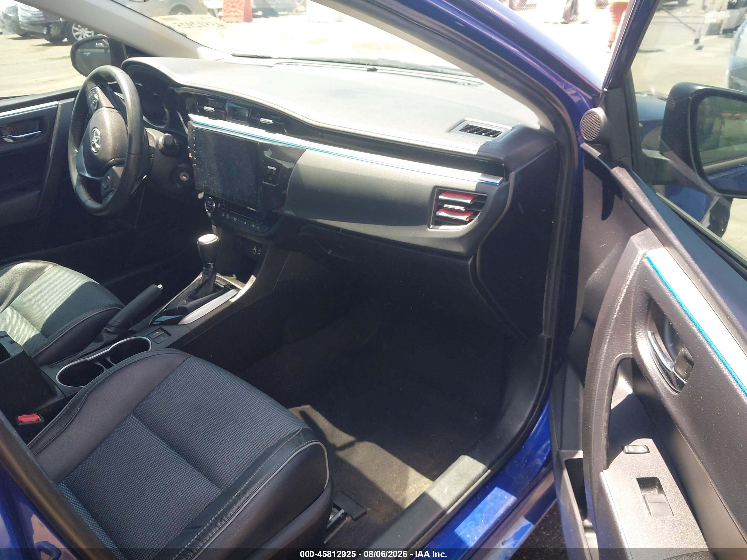 2015 Toyota Corolla S Plus Blue vin: 5YFBURHEXFP239216