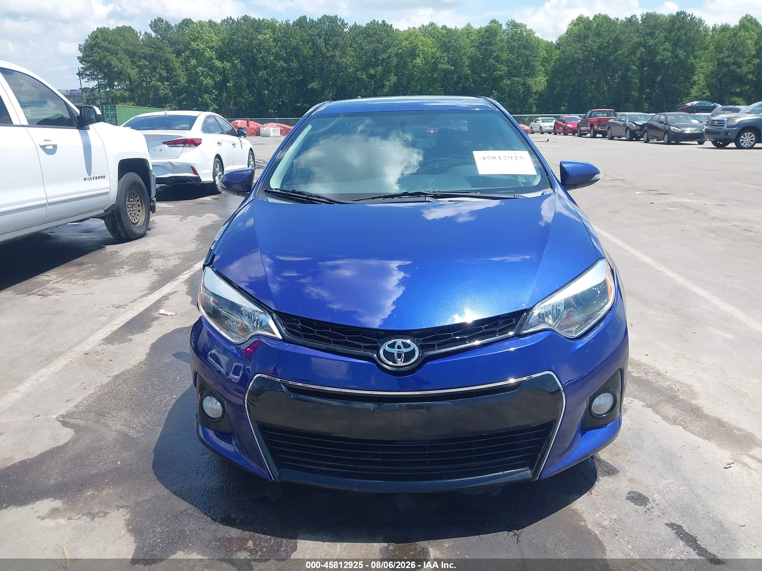 2015 Toyota Corolla S Plus Blue vin: 5YFBURHEXFP239216