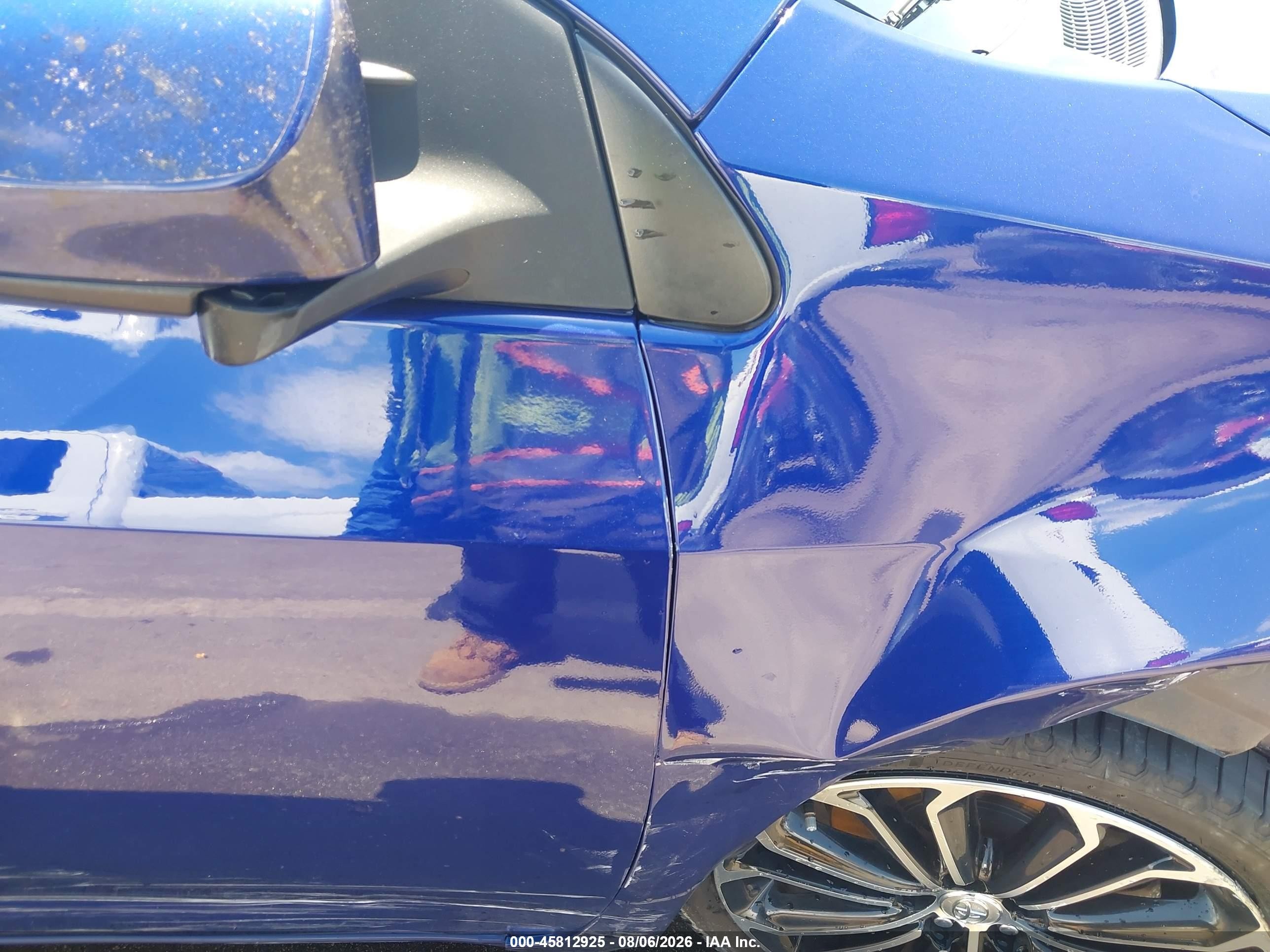 2015 Toyota Corolla S Plus Blue vin: 5YFBURHEXFP239216