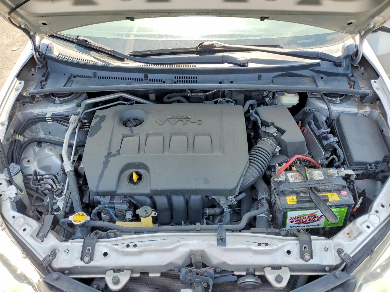 2015 Toyota Corolla Le Silver vin: 5YFBURHEXFP246733