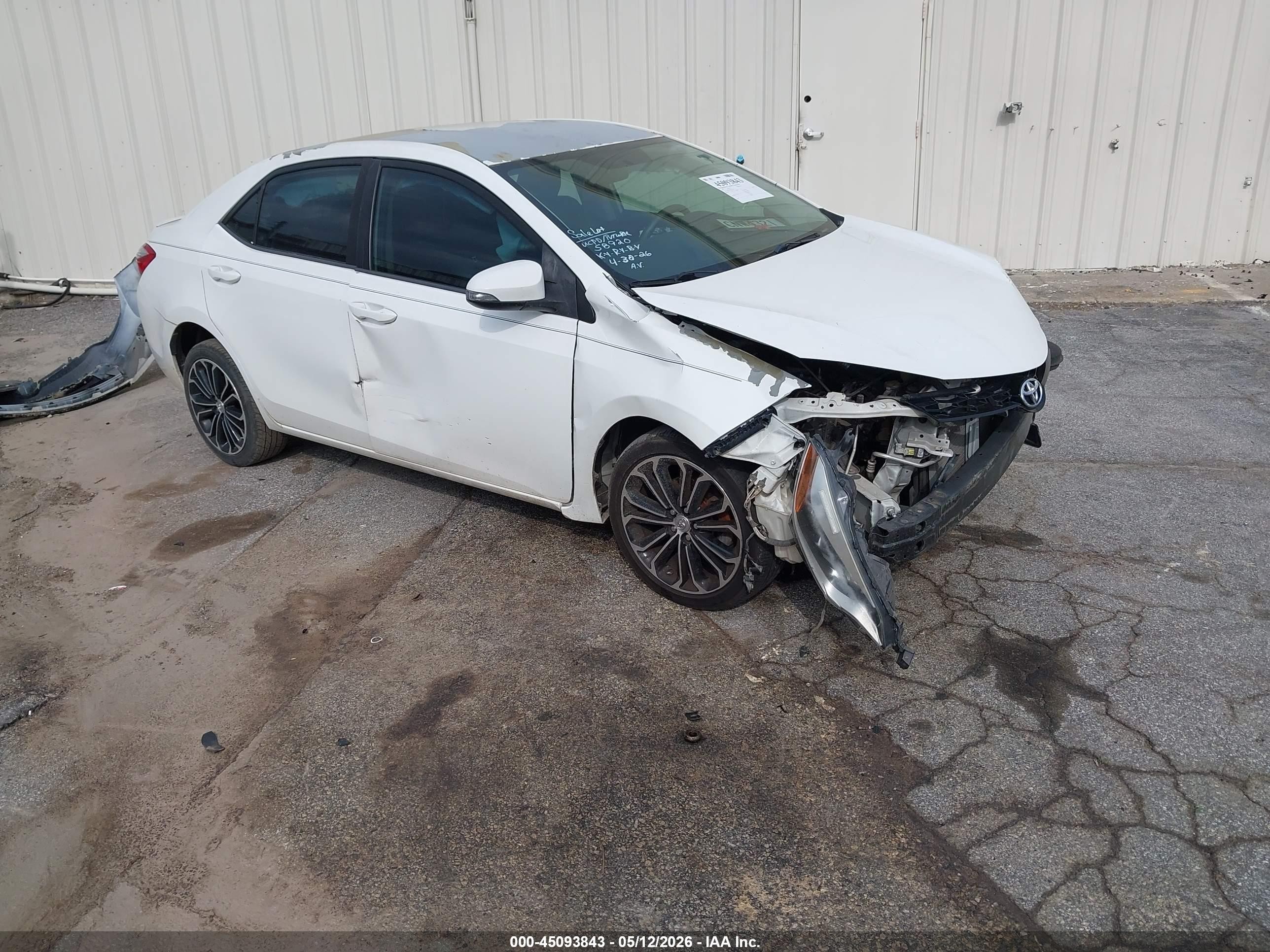 2015 Toyota Corolla S Plus Белый vin: 5YFBURHEXFP257554